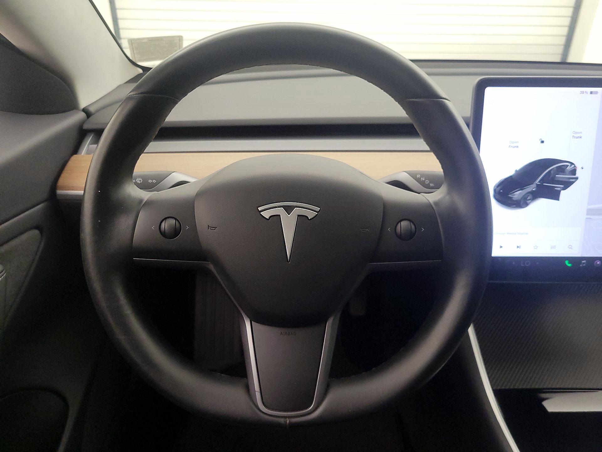 Thumbnail: 2019 Tesla Model 3 - 10