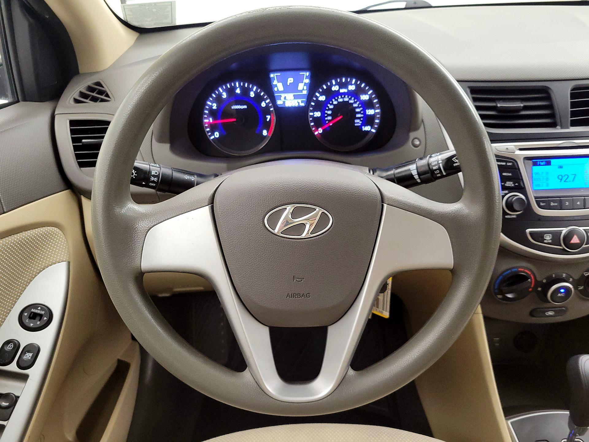 Thumbnail: 2014 Hyundai Accent - 10