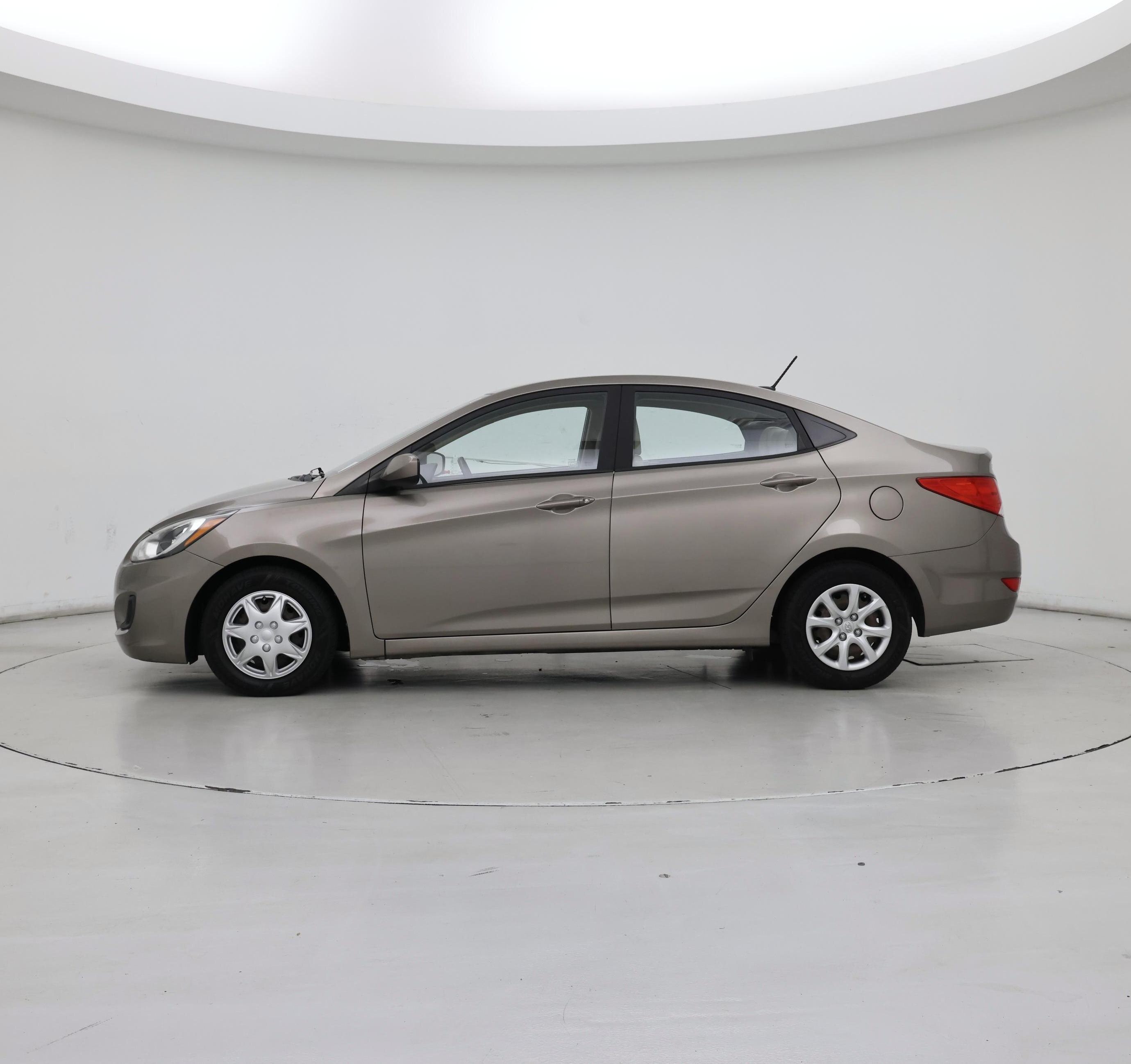 Thumbnail: 2014 Hyundai Accent - 3