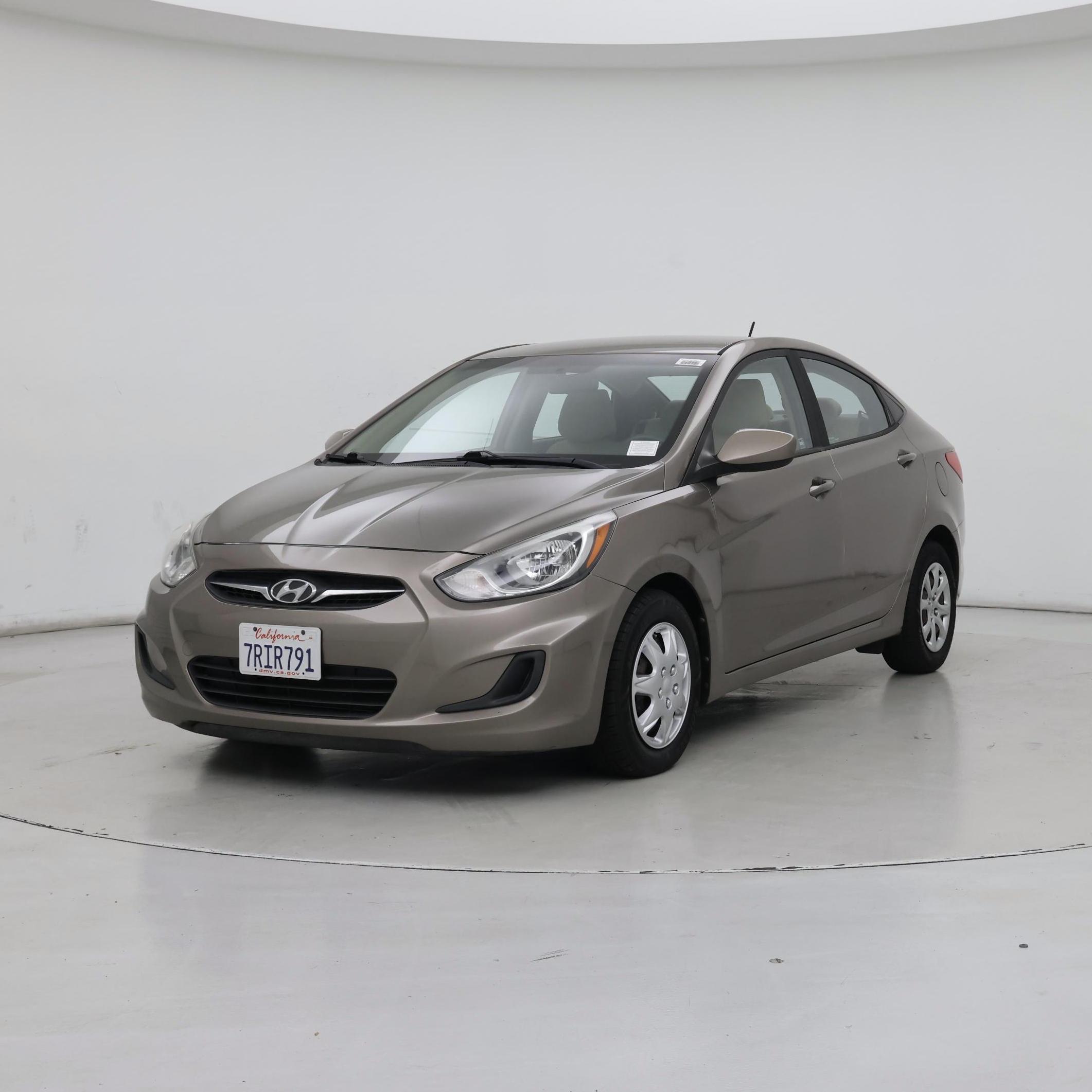 Thumbnail: 2014 Hyundai Accent - 4