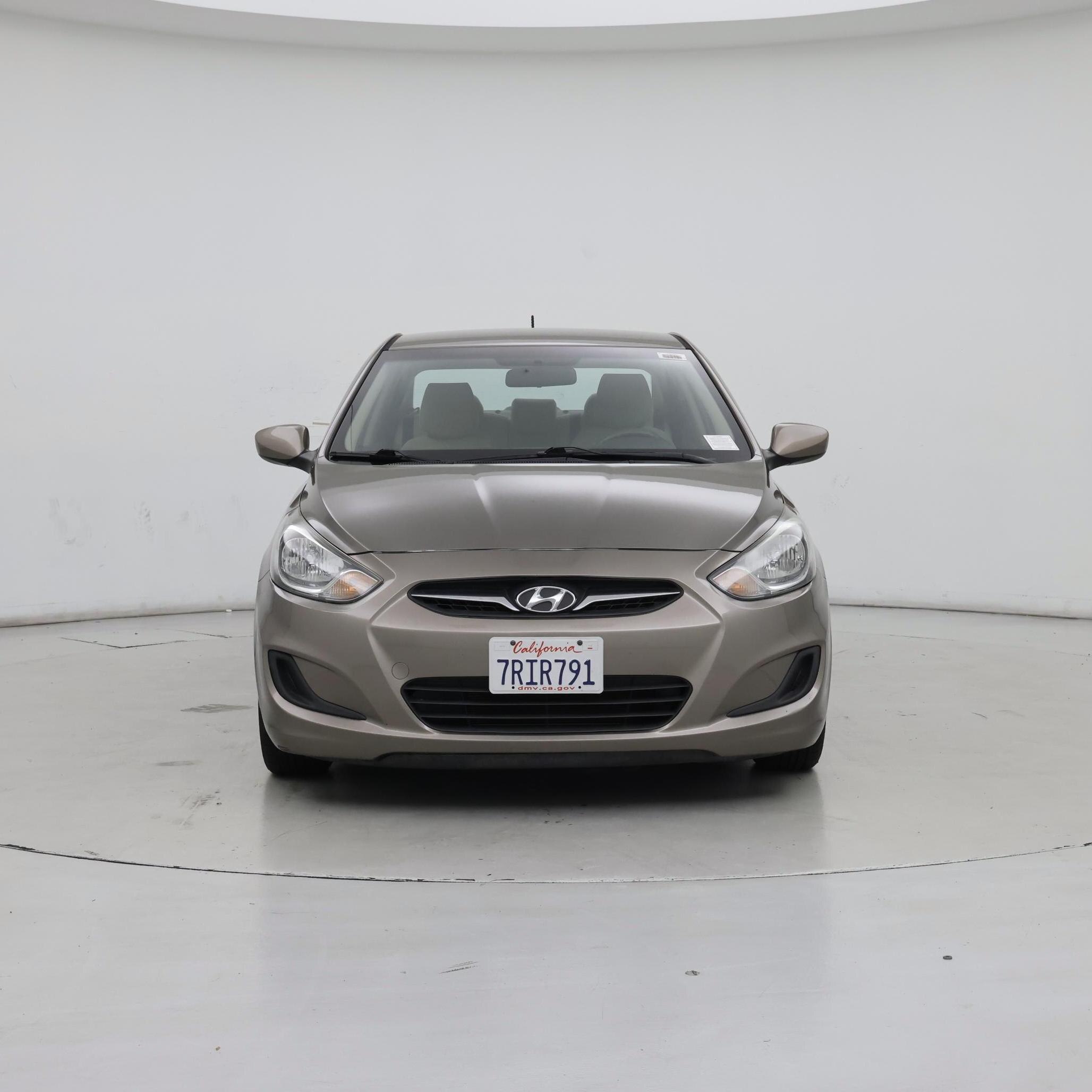 Thumbnail: 2014 Hyundai Accent - 5