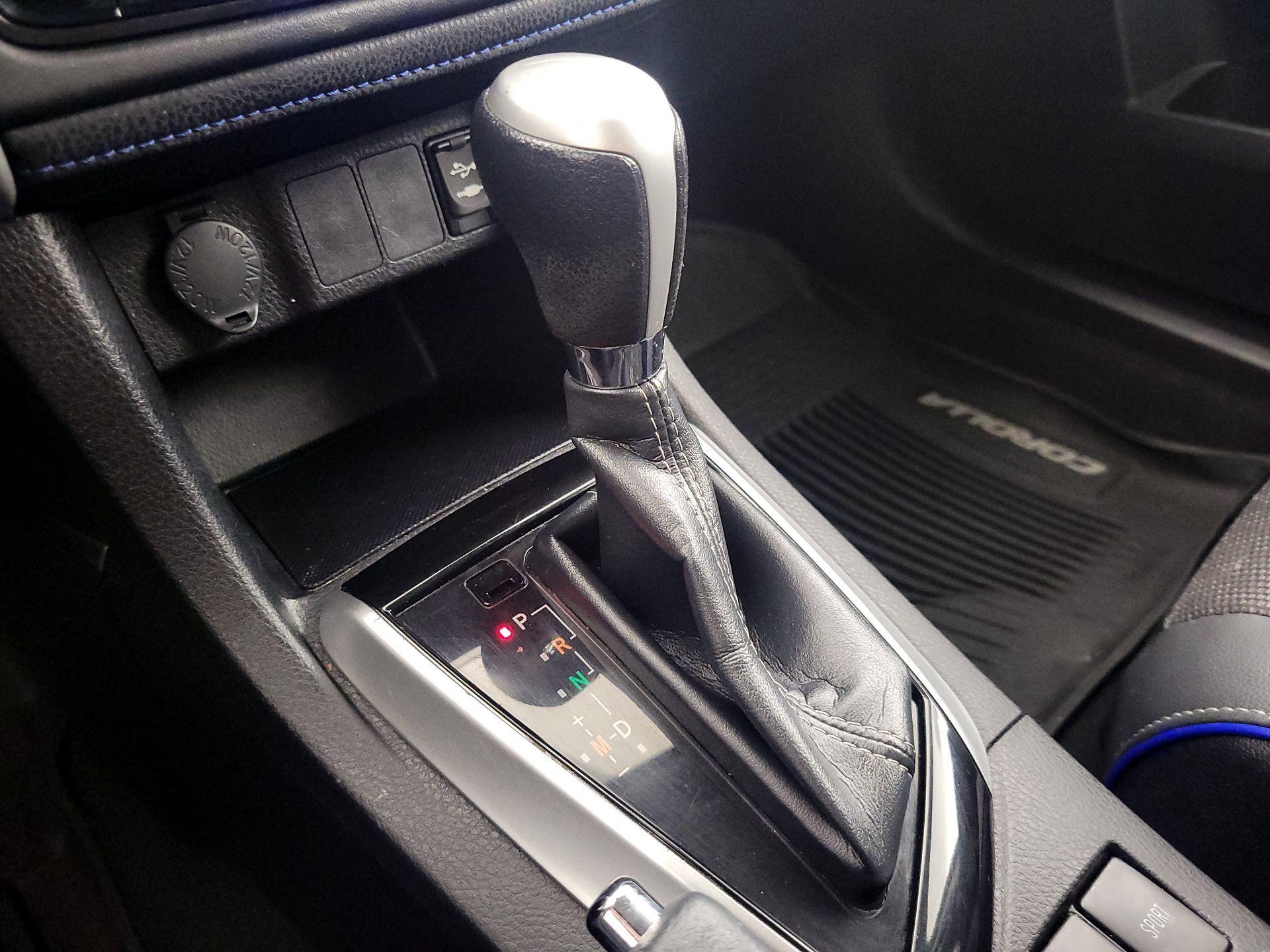 Thumbnail: 2019 Toyota Corolla - 17