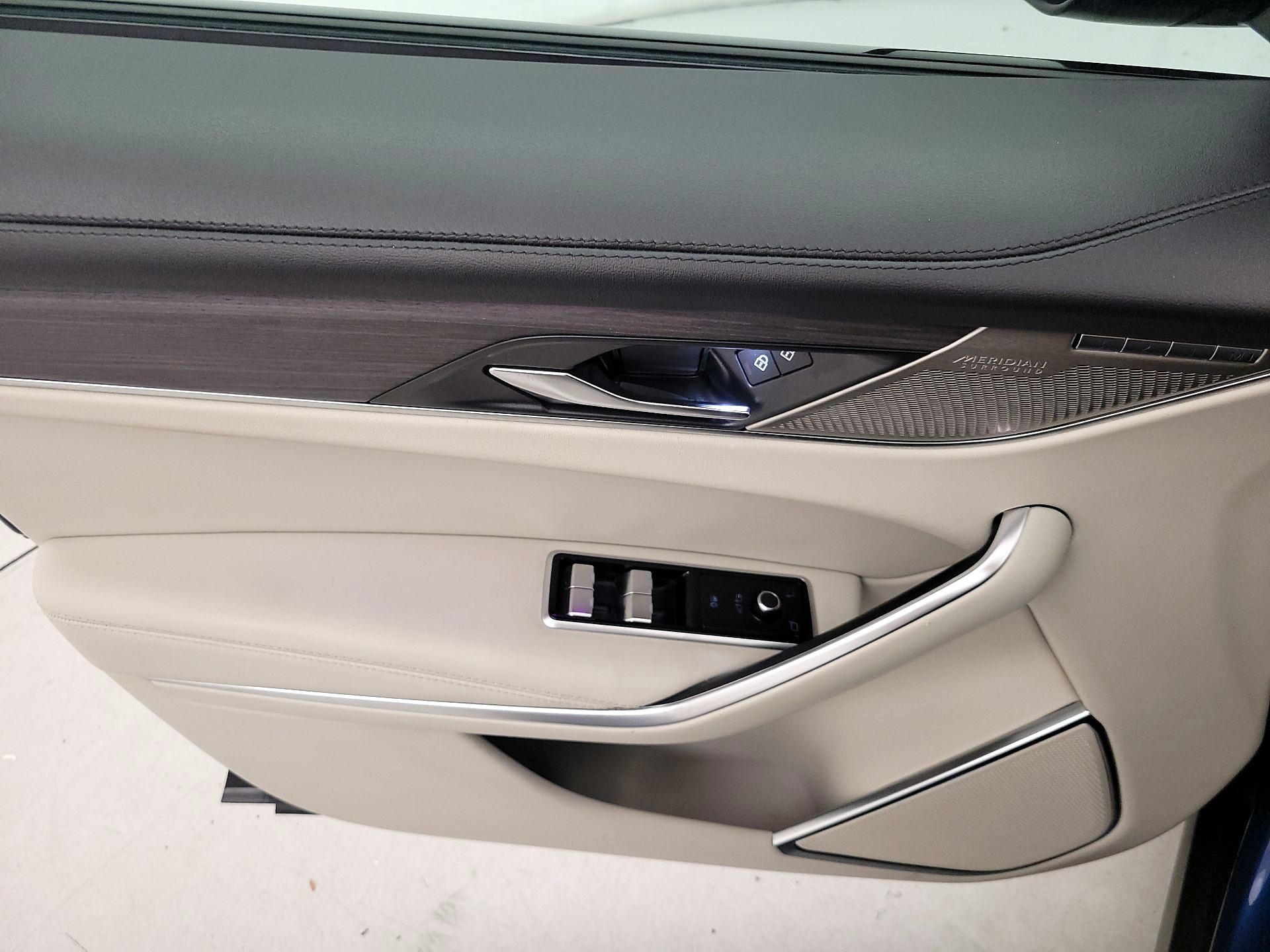 Thumbnail: 2022 Jaguar F-Pace - 12