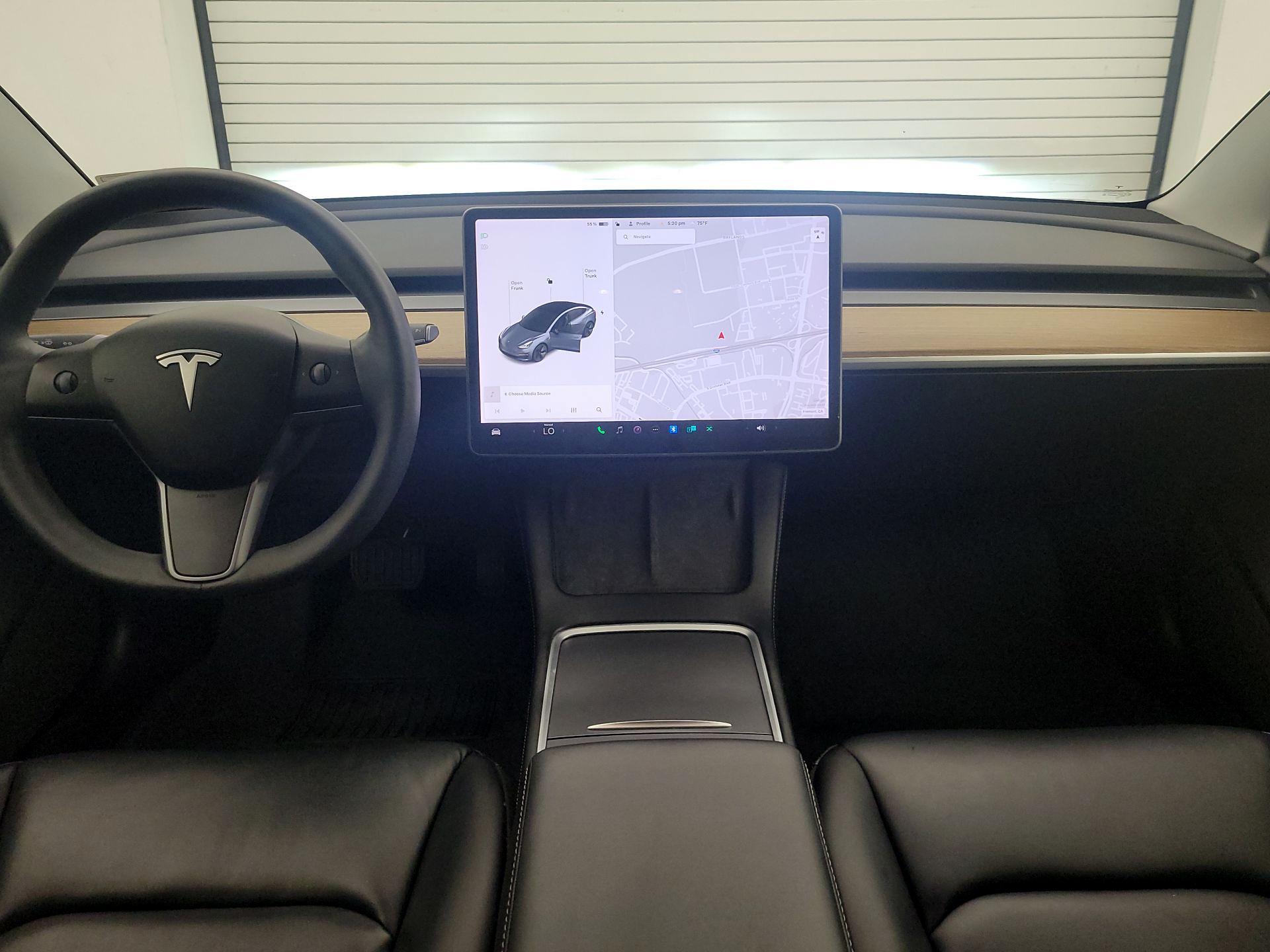 Thumbnail: 2021 Tesla Model 3 - 9