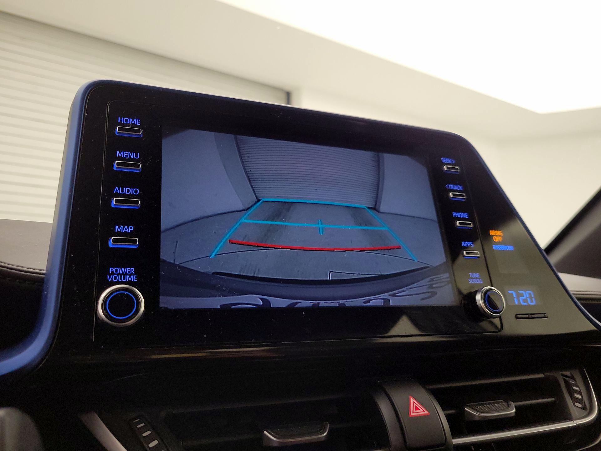 Thumbnail: 2019 Toyota C-HR - 14
