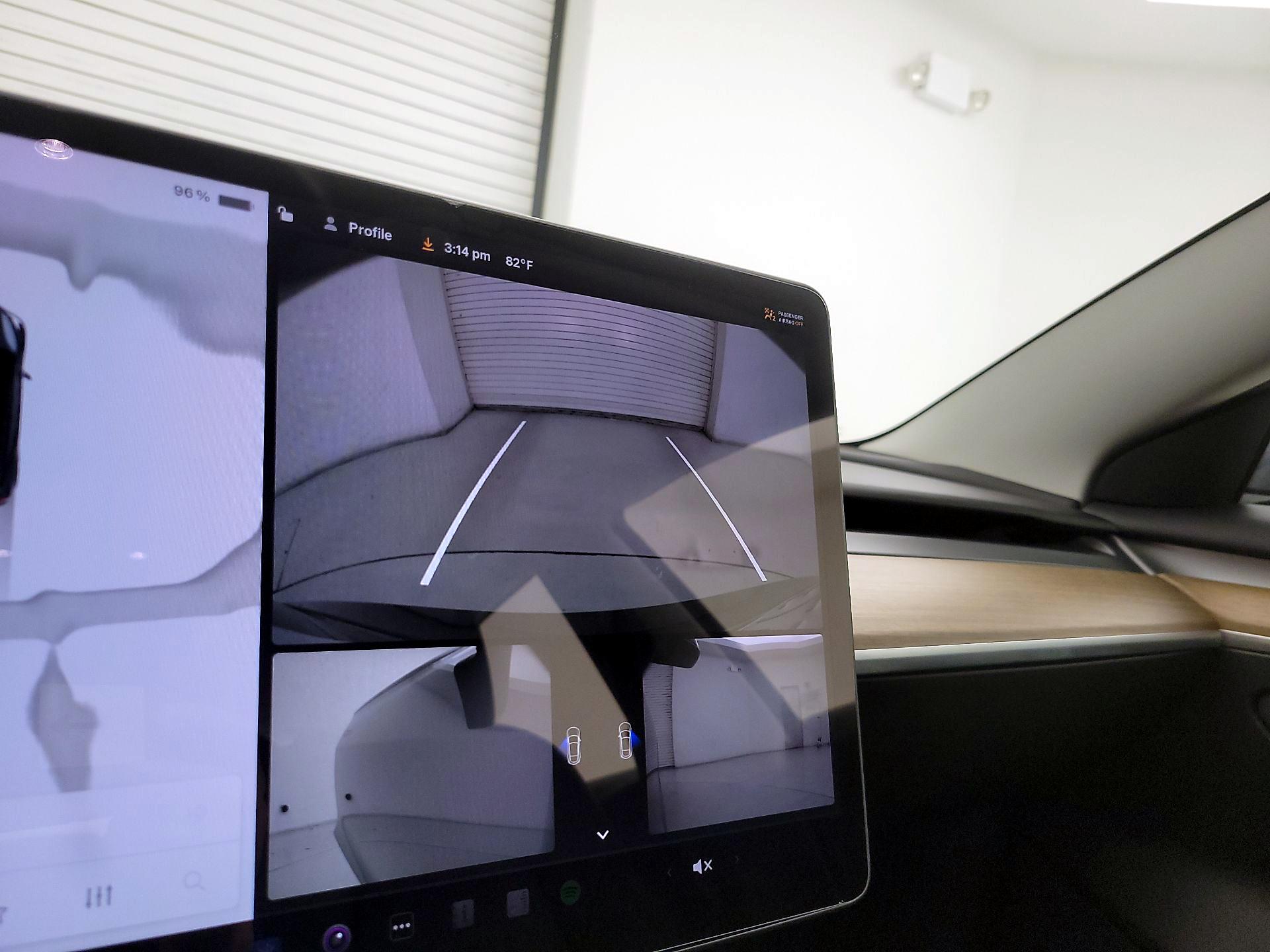 Thumbnail: 2023 Tesla Model 3 - 14