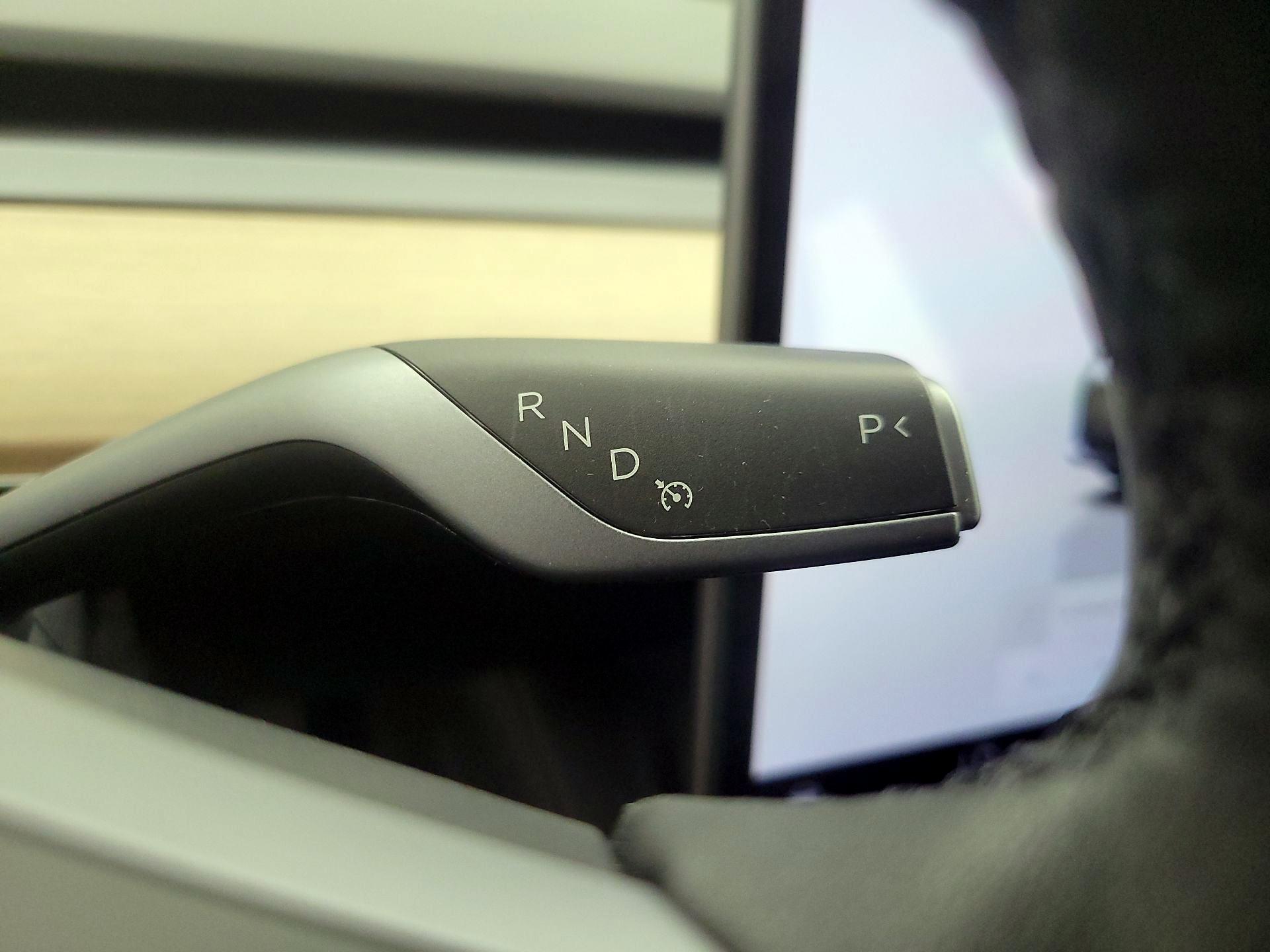 Thumbnail: 2023 Tesla Model 3 - 17