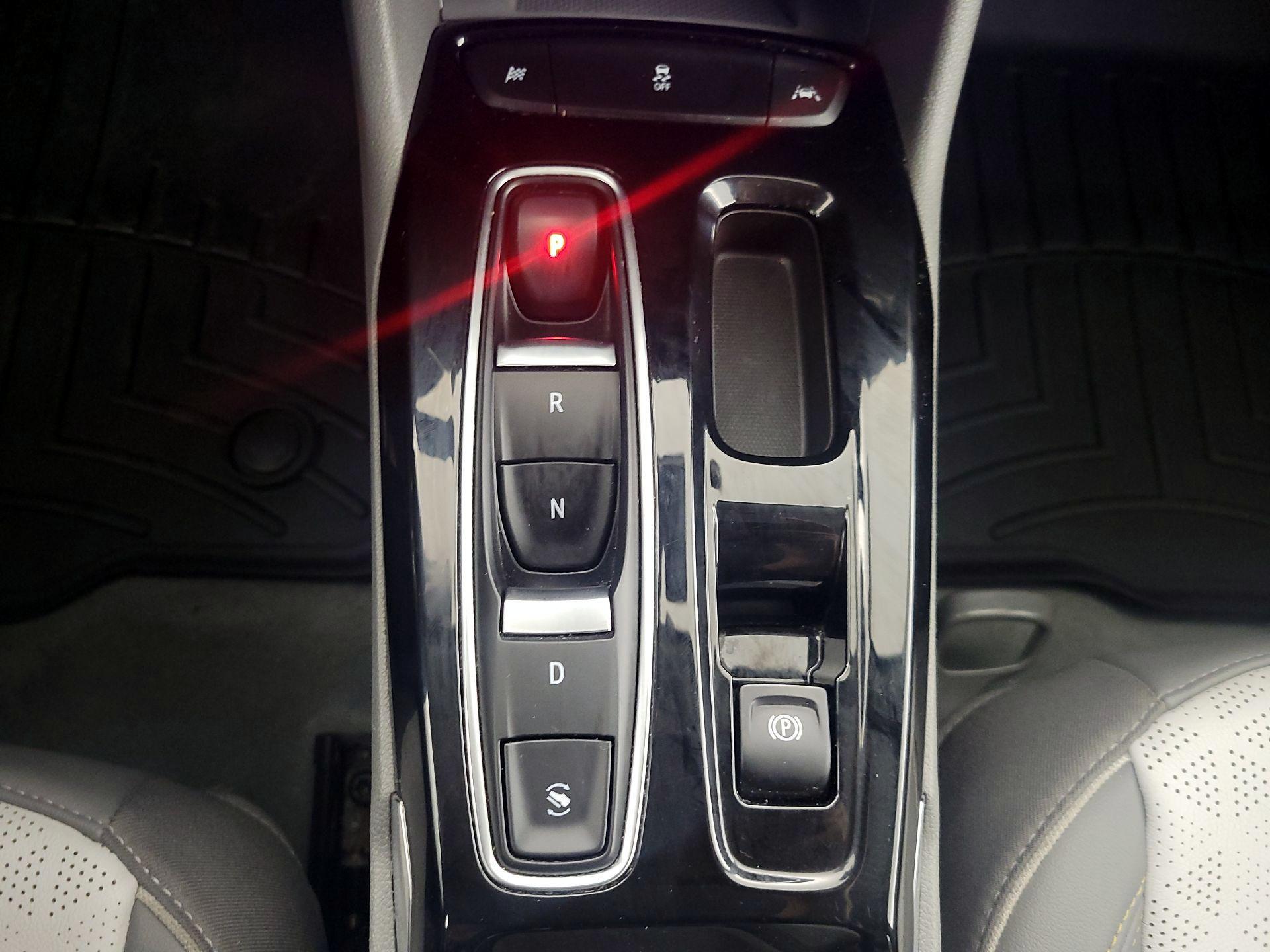 Thumbnail: 2023 Chevrolet Bolt EUV - 17