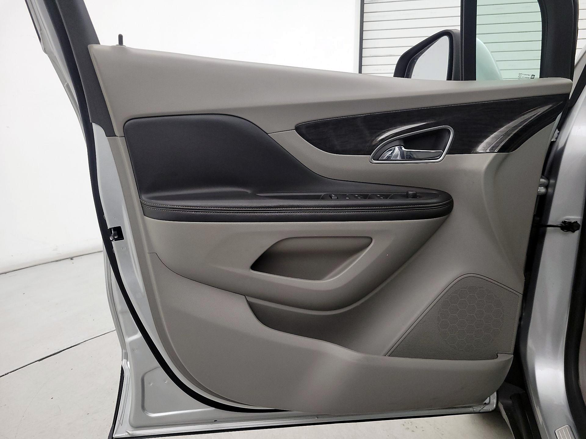 Thumbnail: 2015 Buick Encore - 12