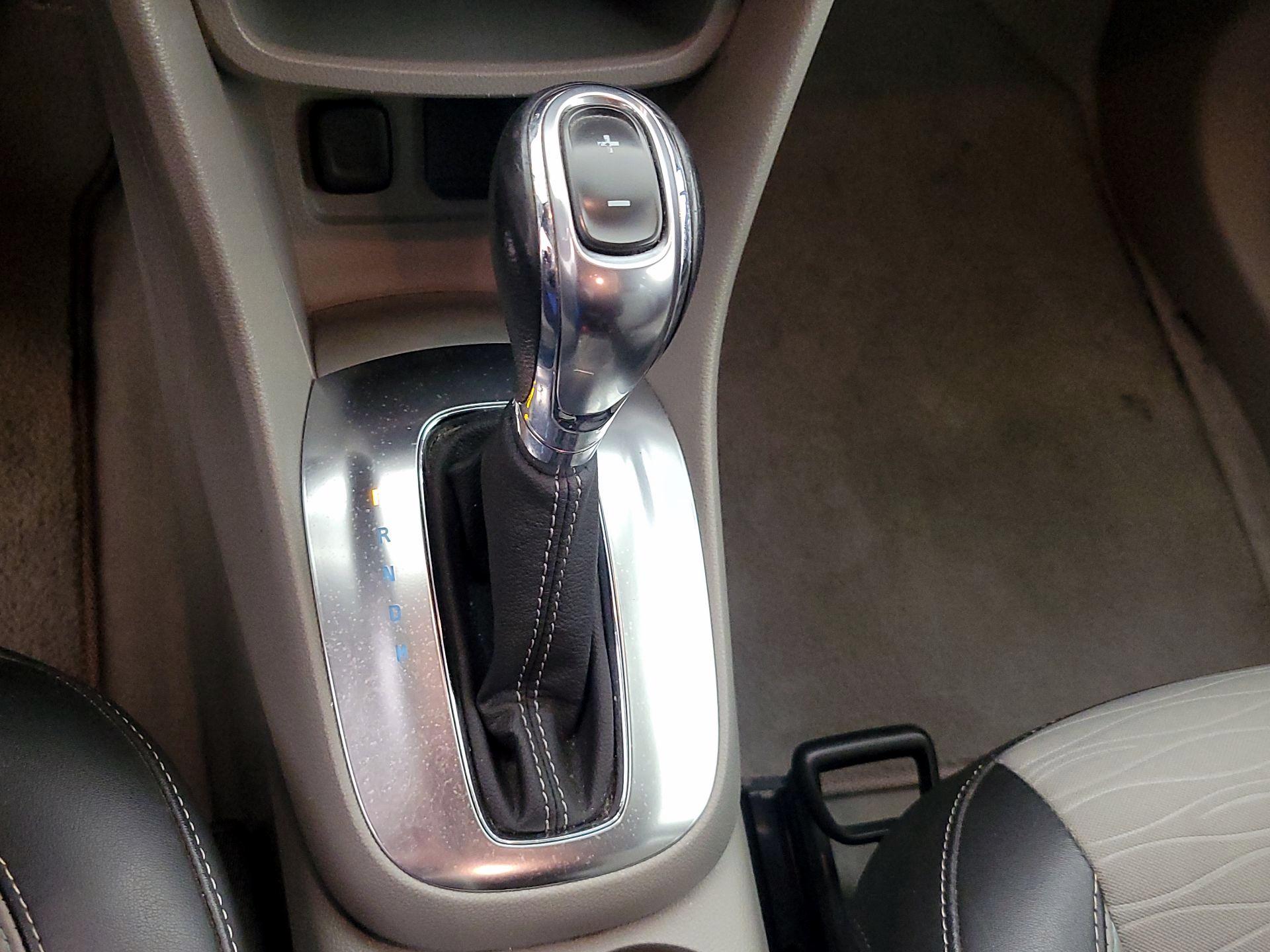 Thumbnail: 2015 Buick Encore - 17