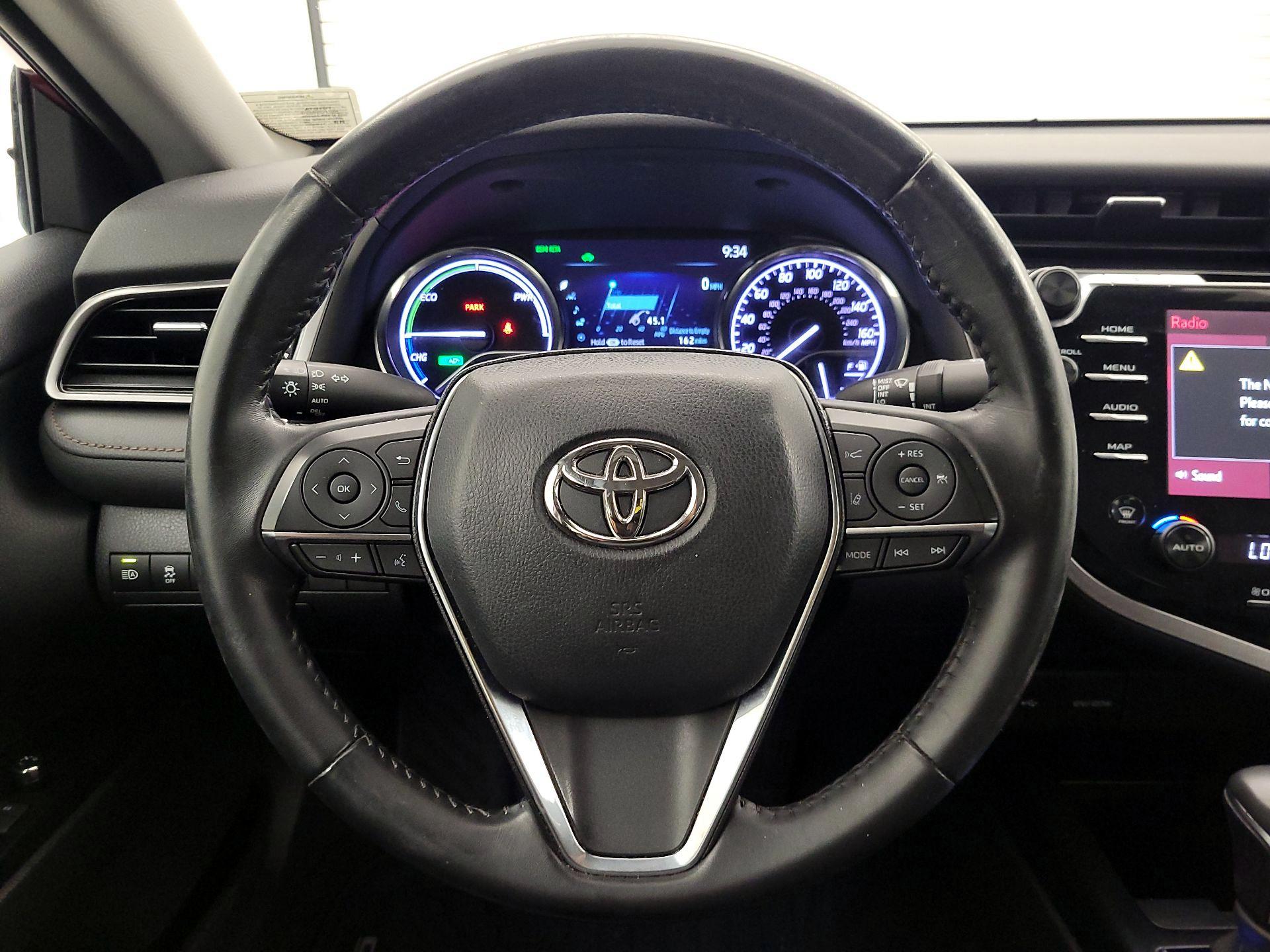 Thumbnail: 2020 Toyota Camry - 10