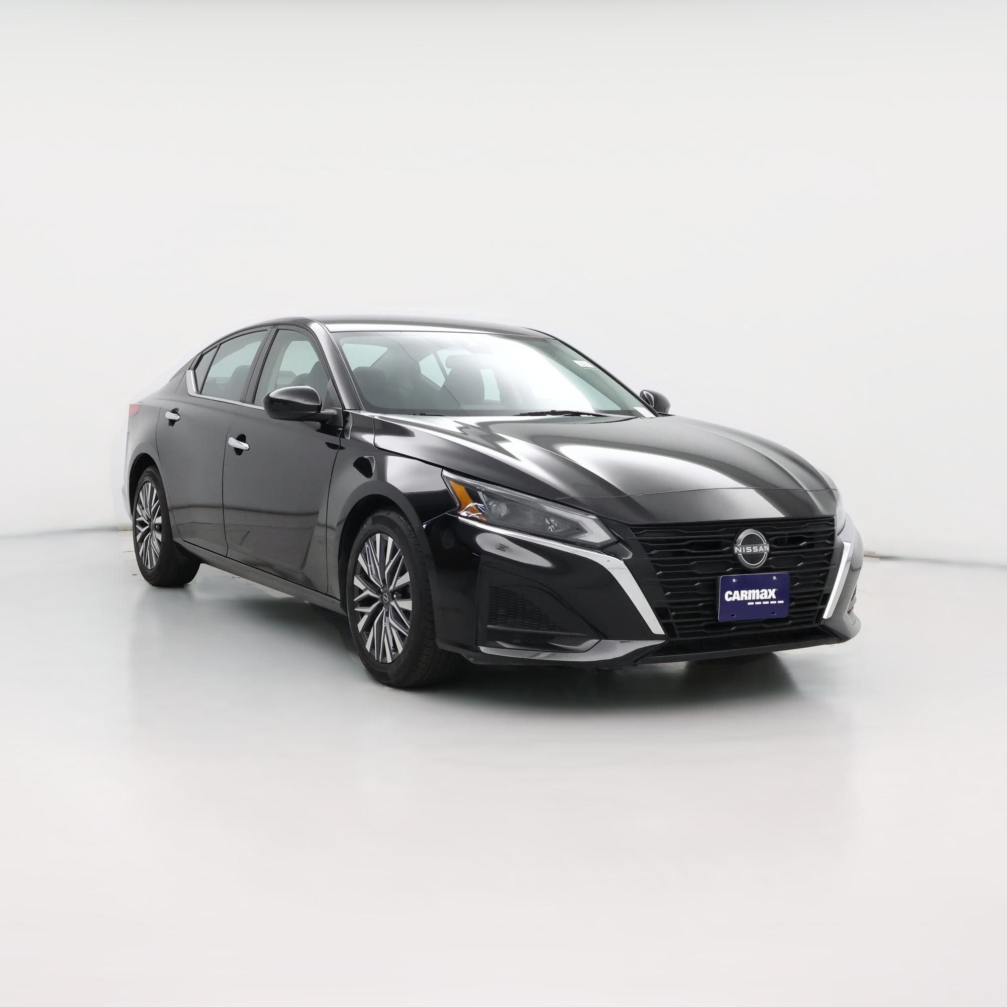 Thumbnail: 2023 Nissan Altima - 1