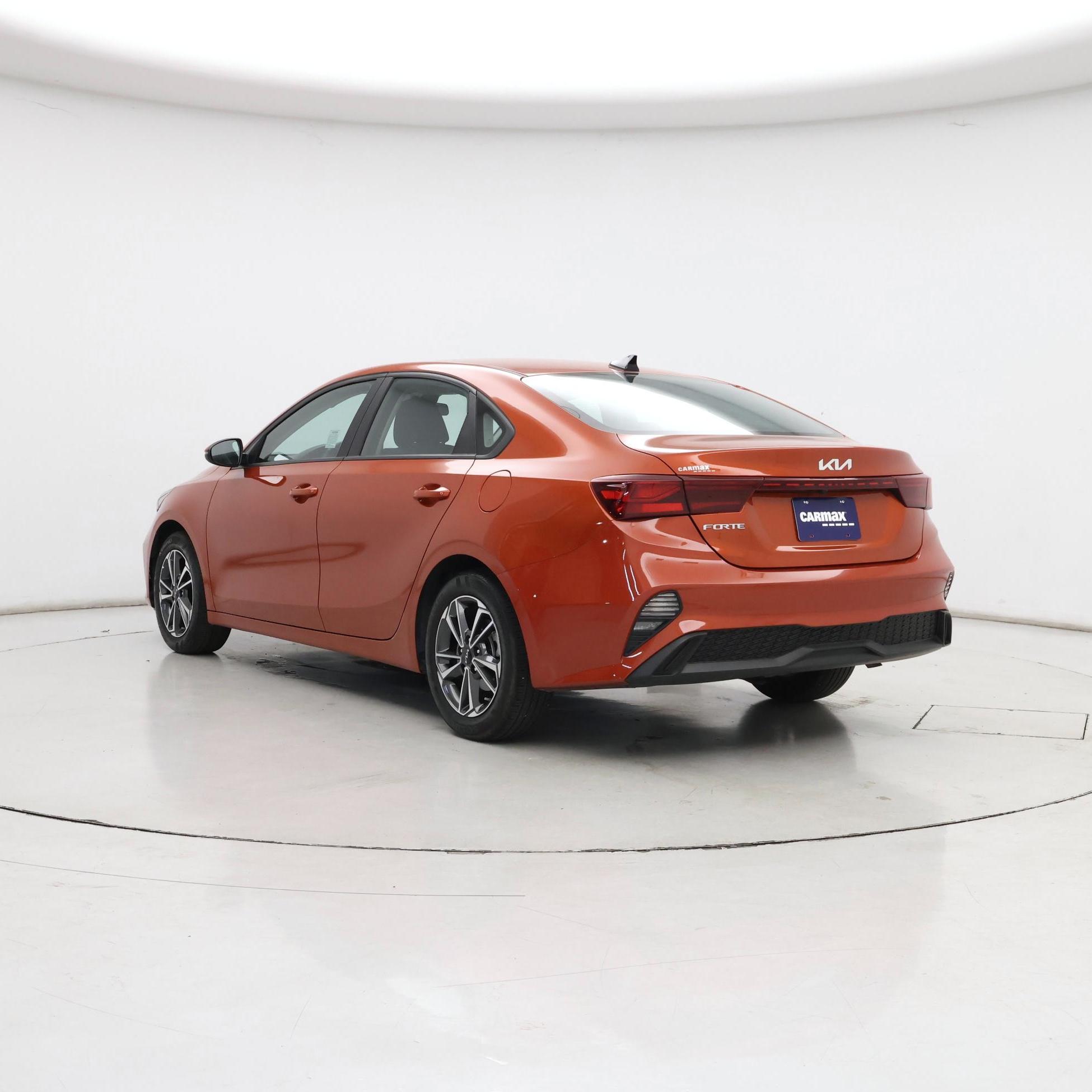 Thumbnail: 2023 Kia Forte - 2