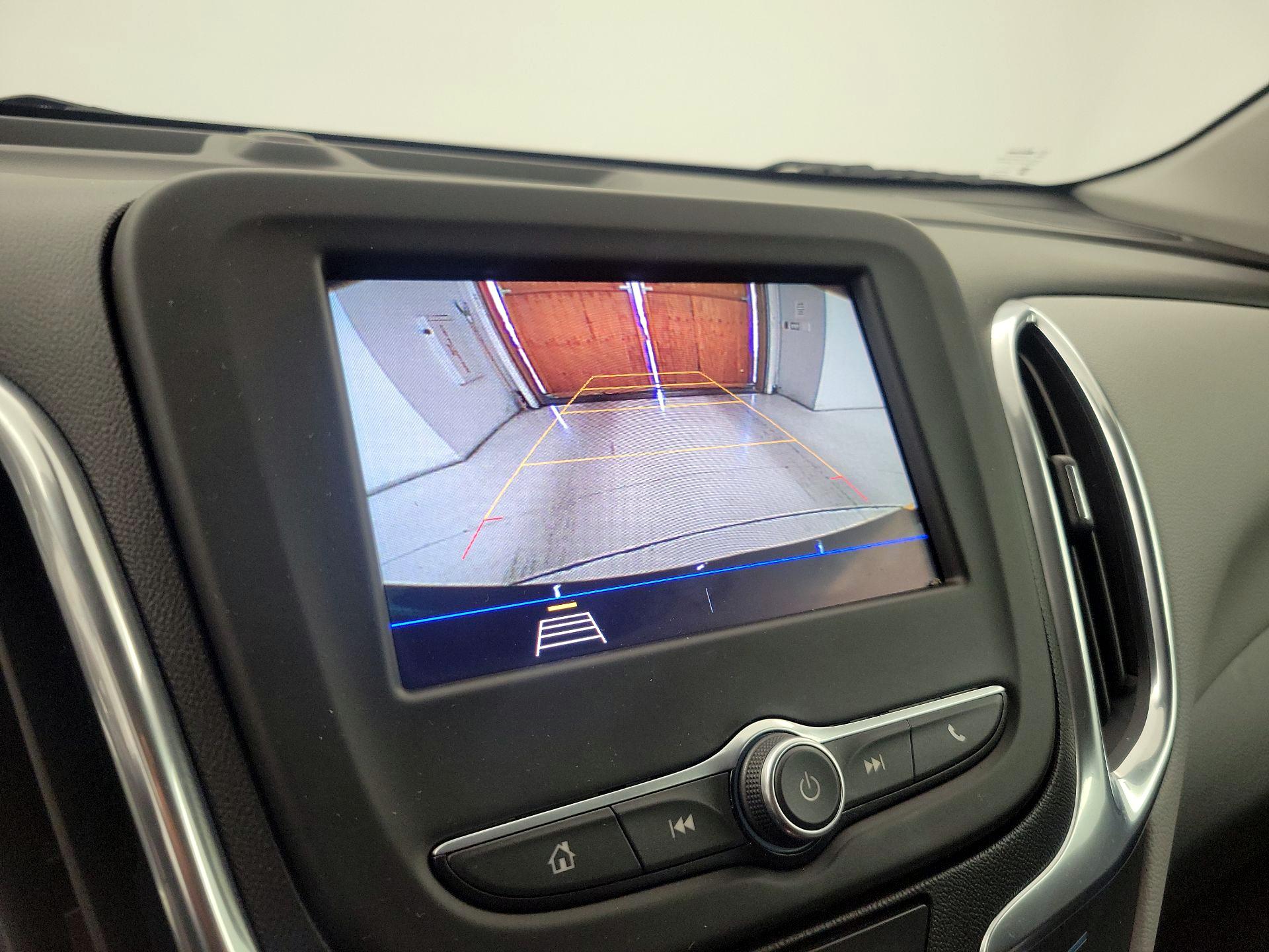 Thumbnail: 2021 Chevrolet Equinox - 14