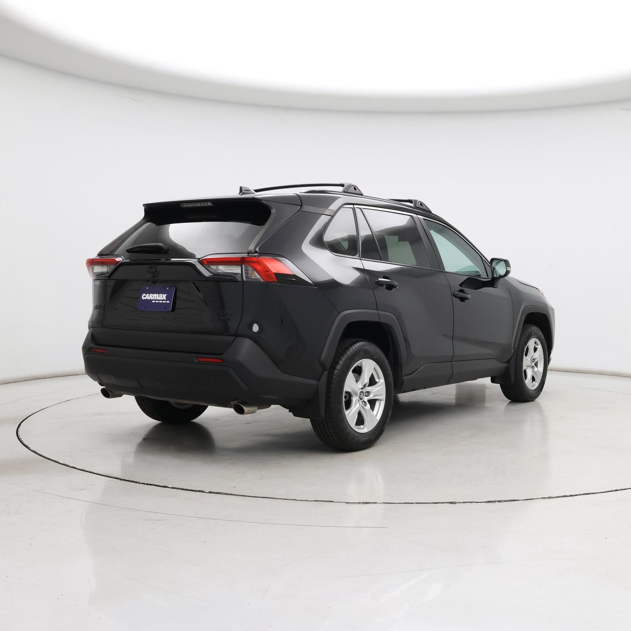 Thumbnail: 2020 Toyota RAV4 - 8
