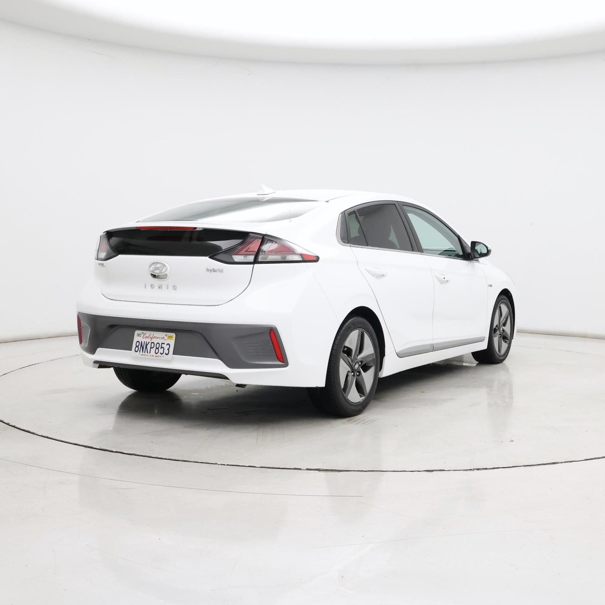 Thumbnail: 2020 Hyundai Ioniq - 8