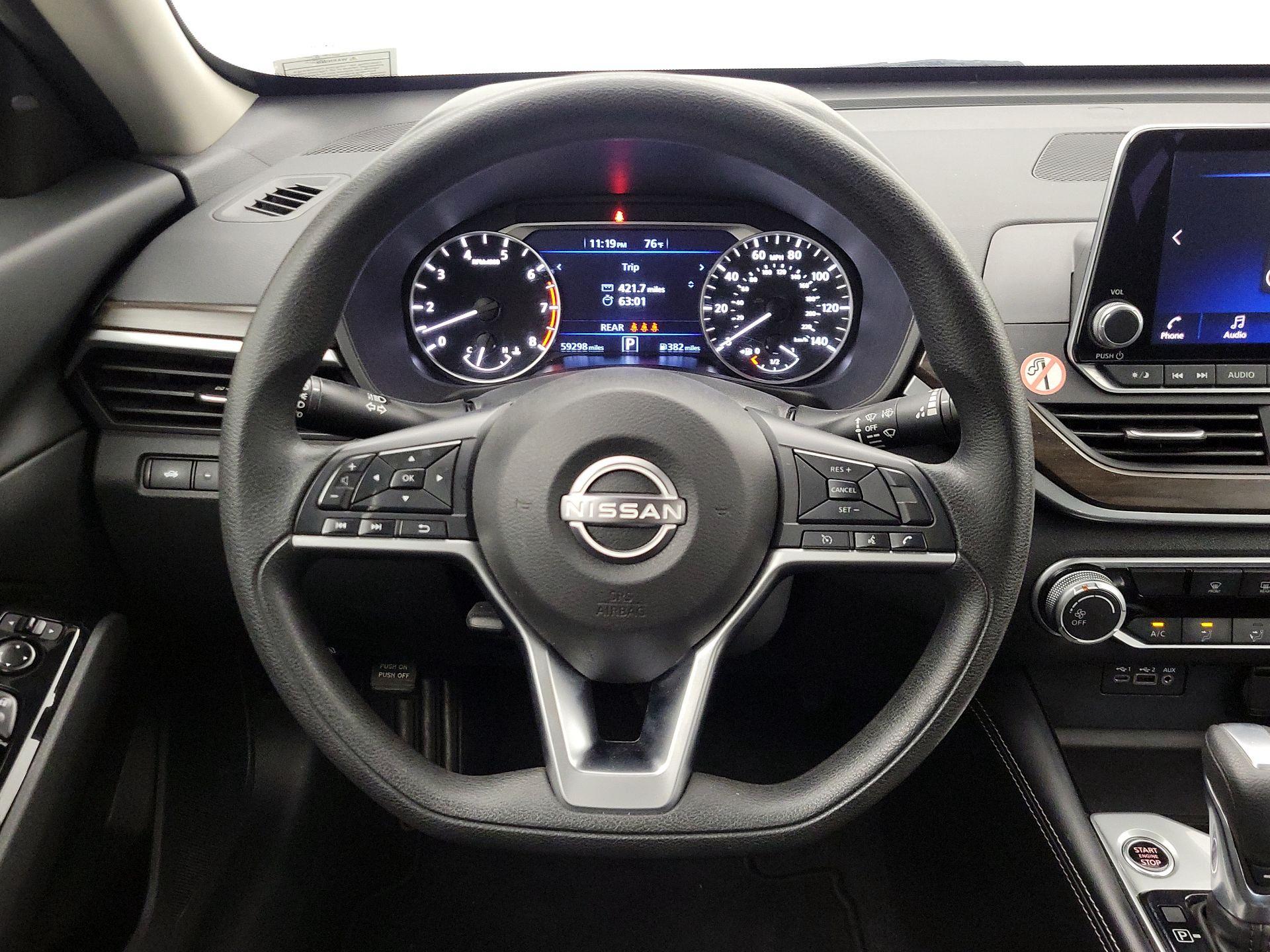 Thumbnail: 2023 Nissan Altima - 10