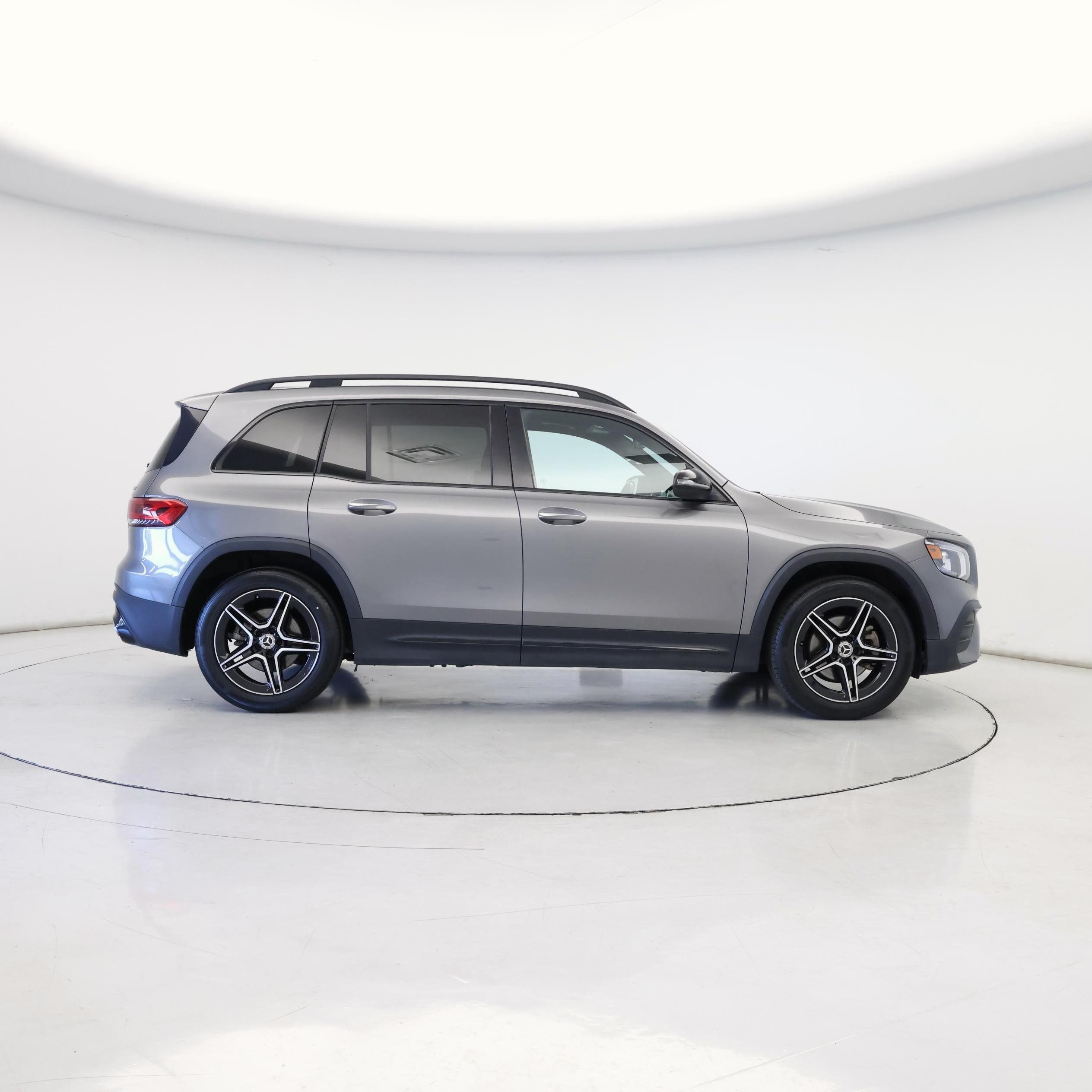 Thumbnail: 2022 Mercedes-Benz GLB - 7
