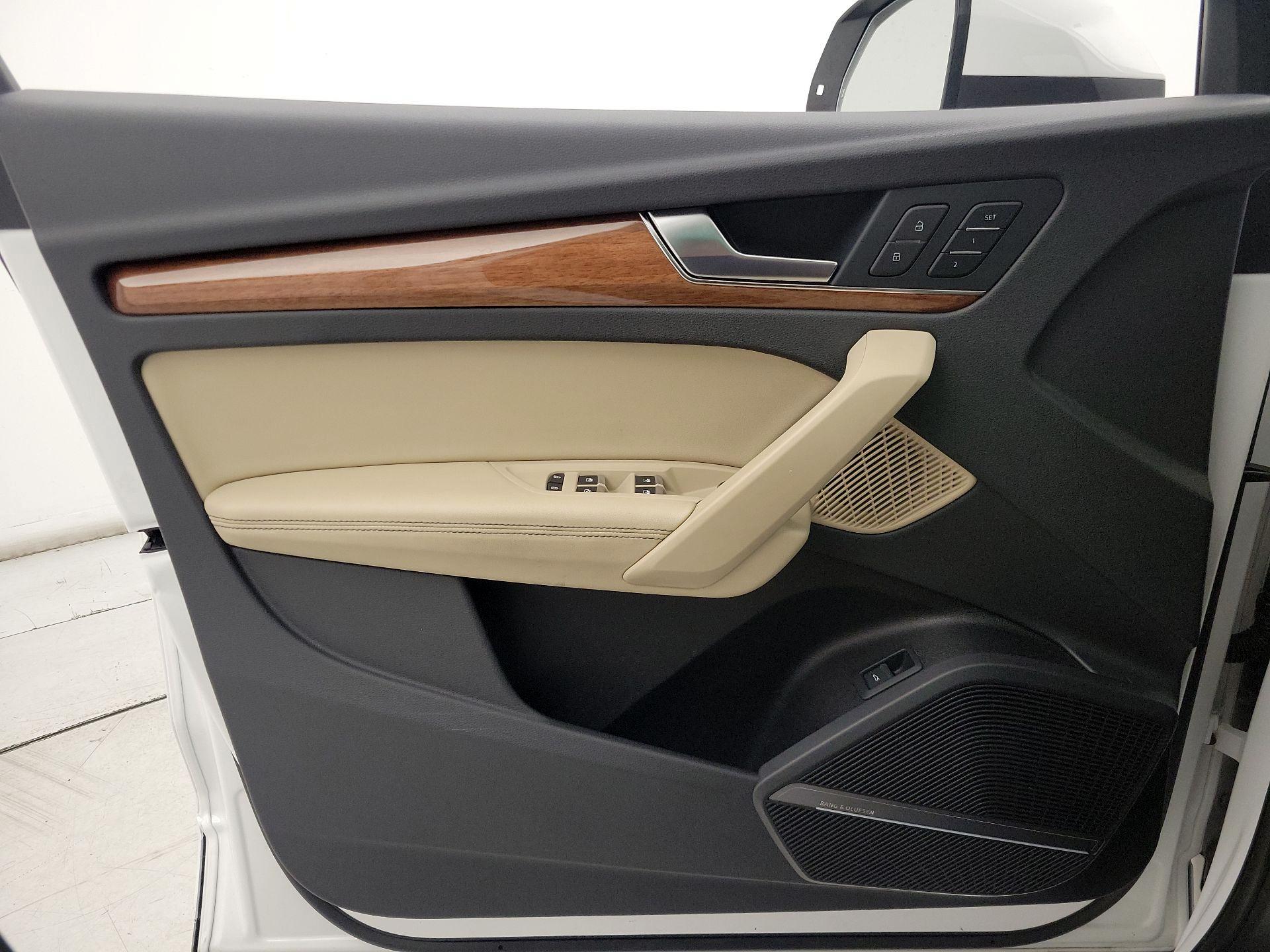 Thumbnail: 2022 Audi Q5 - 12