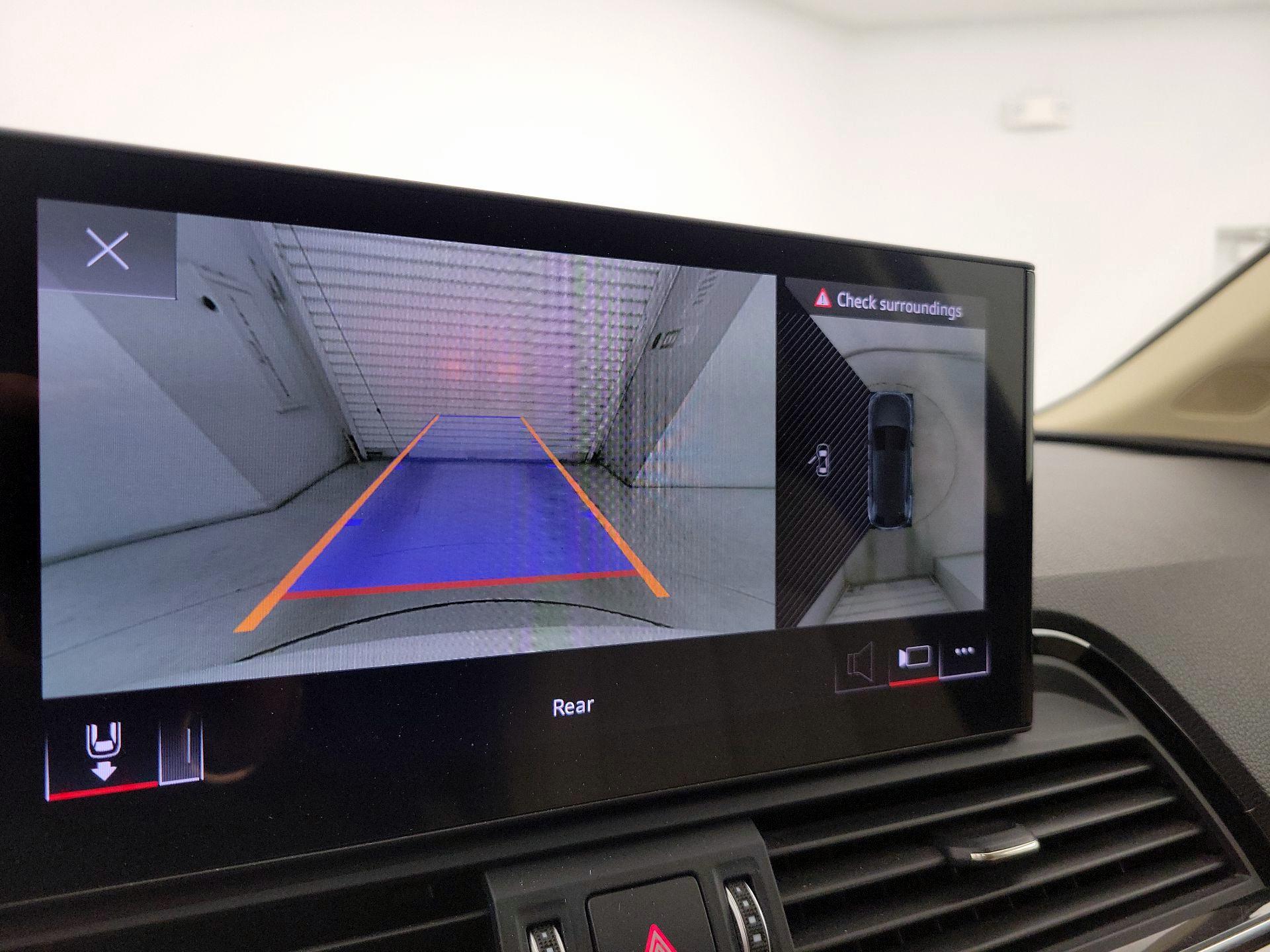 Thumbnail: 2022 Audi Q5 - 15