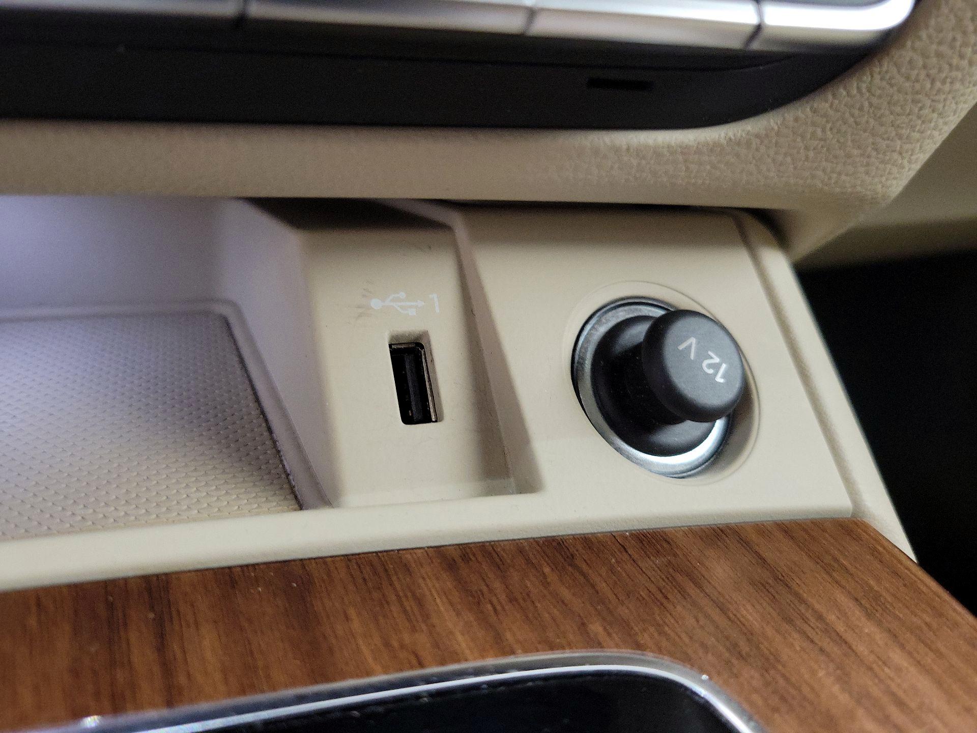 Thumbnail: 2022 Audi Q5 - 19