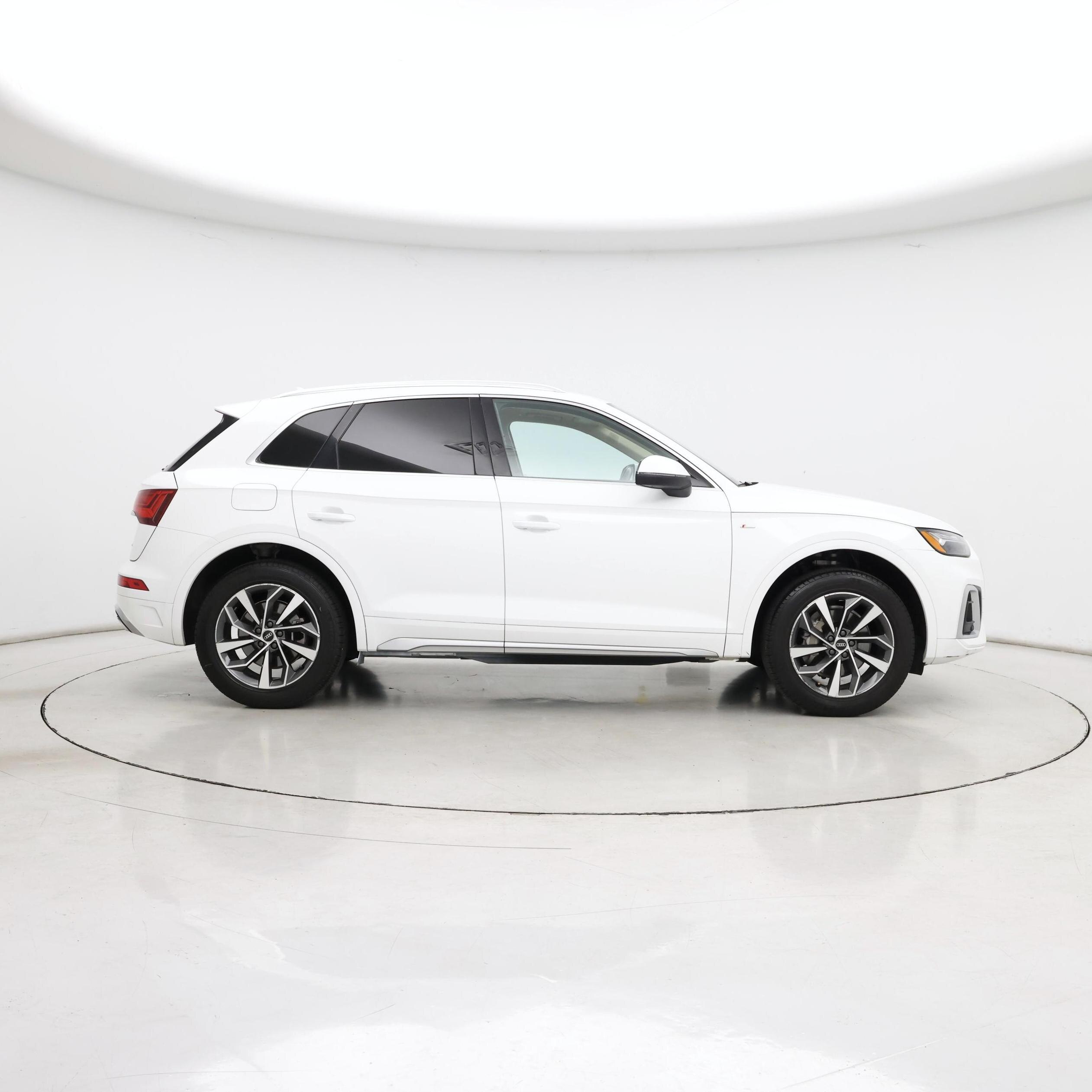 Thumbnail: 2022 Audi Q5 - 7