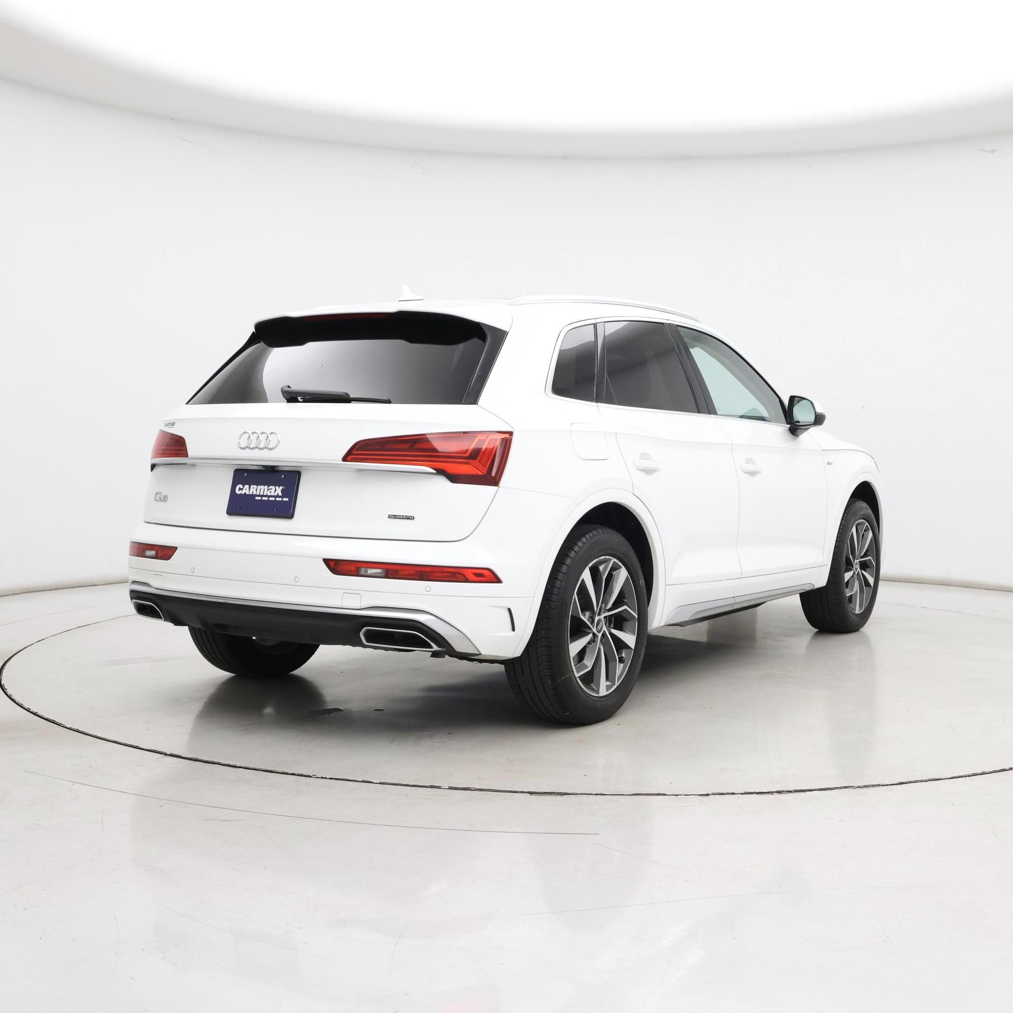 Thumbnail: 2022 Audi Q5 - 8