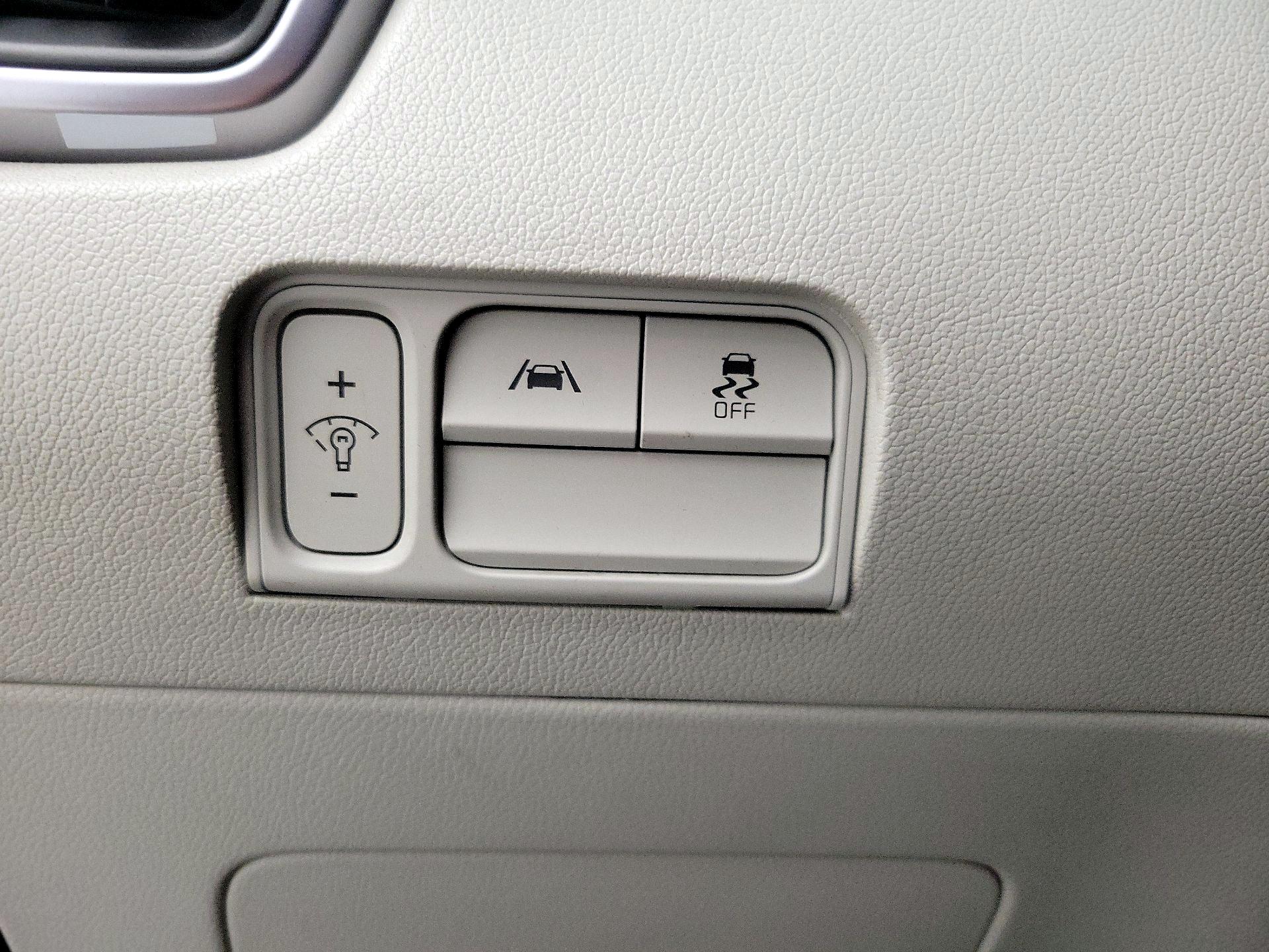 Thumbnail: 2021 Kia Sorento - 13