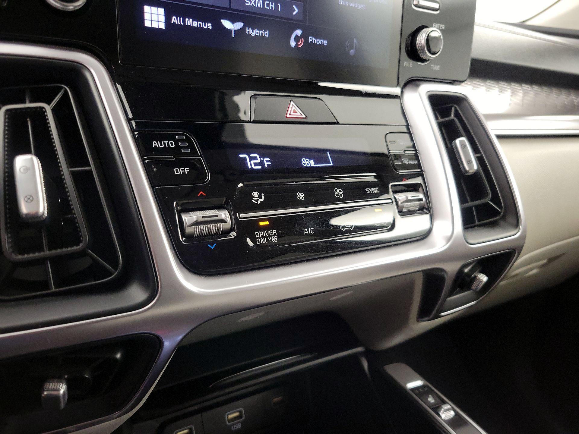 Thumbnail: 2021 Kia Sorento - 16