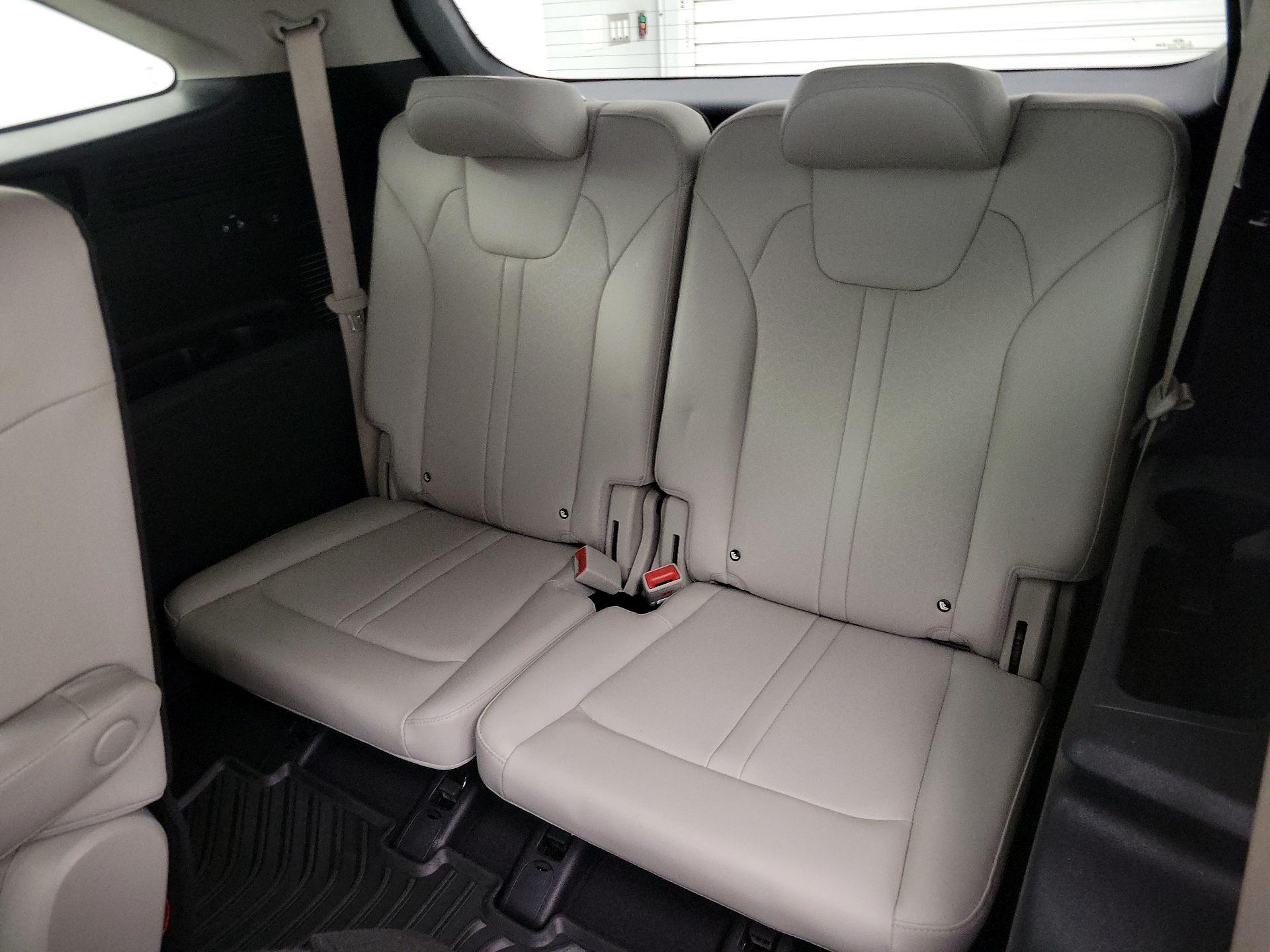 Thumbnail: 2021 Kia Sorento - 20