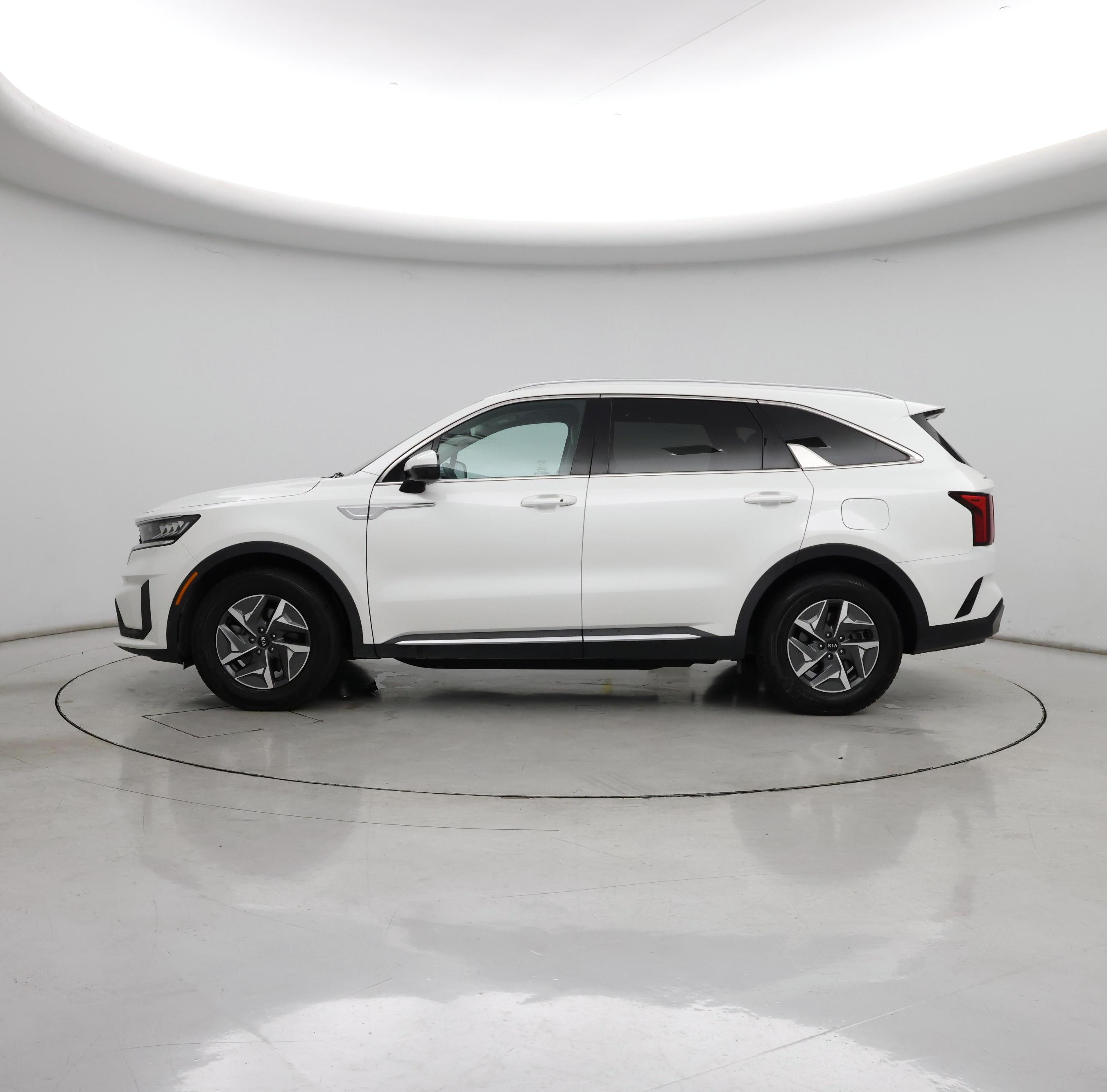 Thumbnail: 2021 Kia Sorento - 3