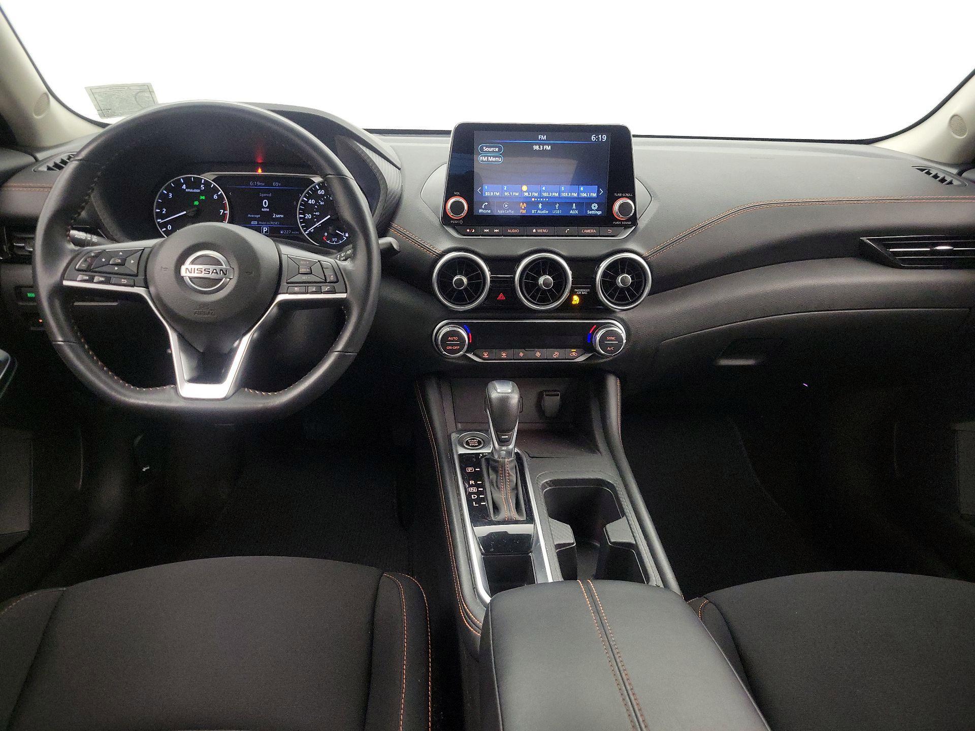 Thumbnail: 2022 Nissan Sentra - 9