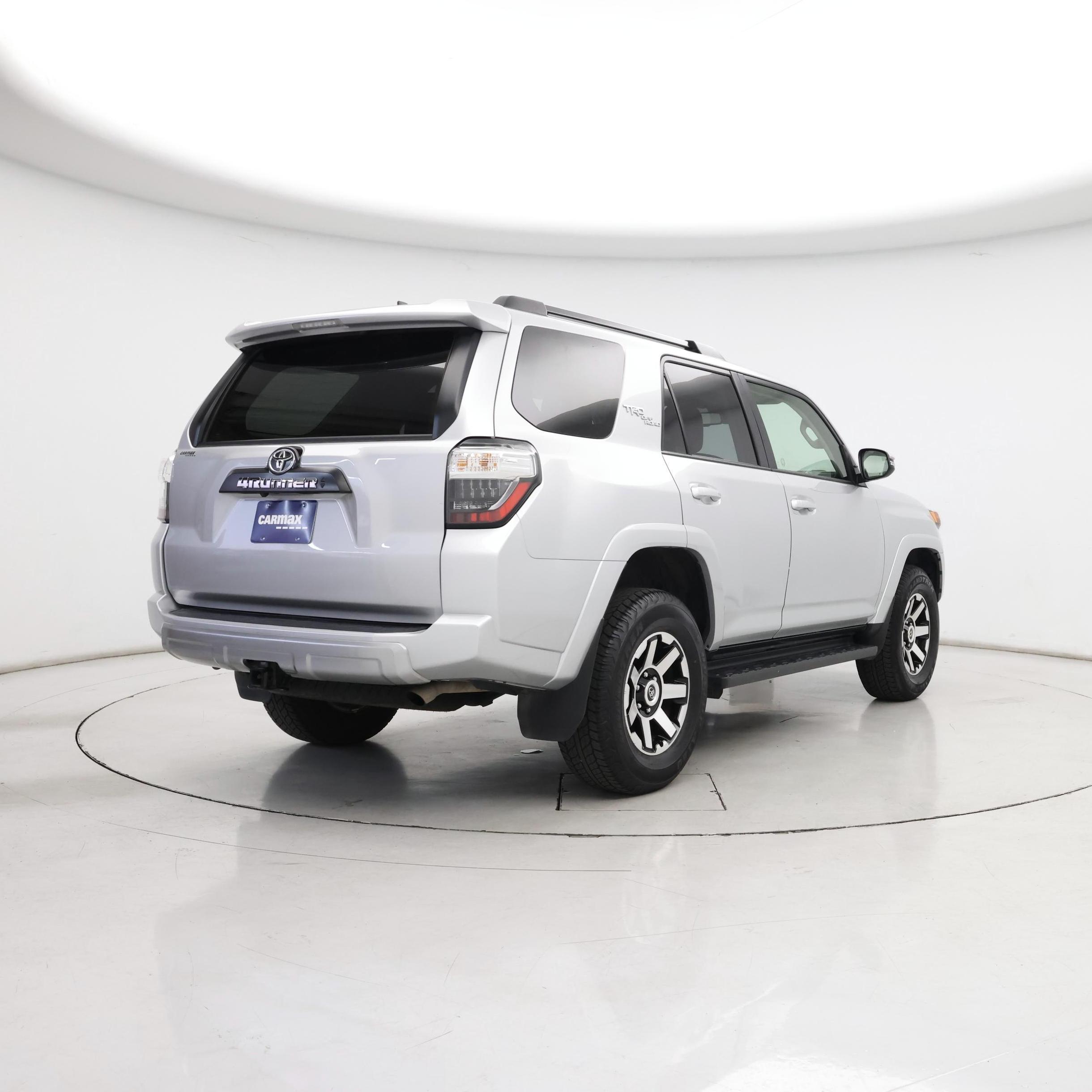 Thumbnail: 2024 Toyota 4Runner - 8