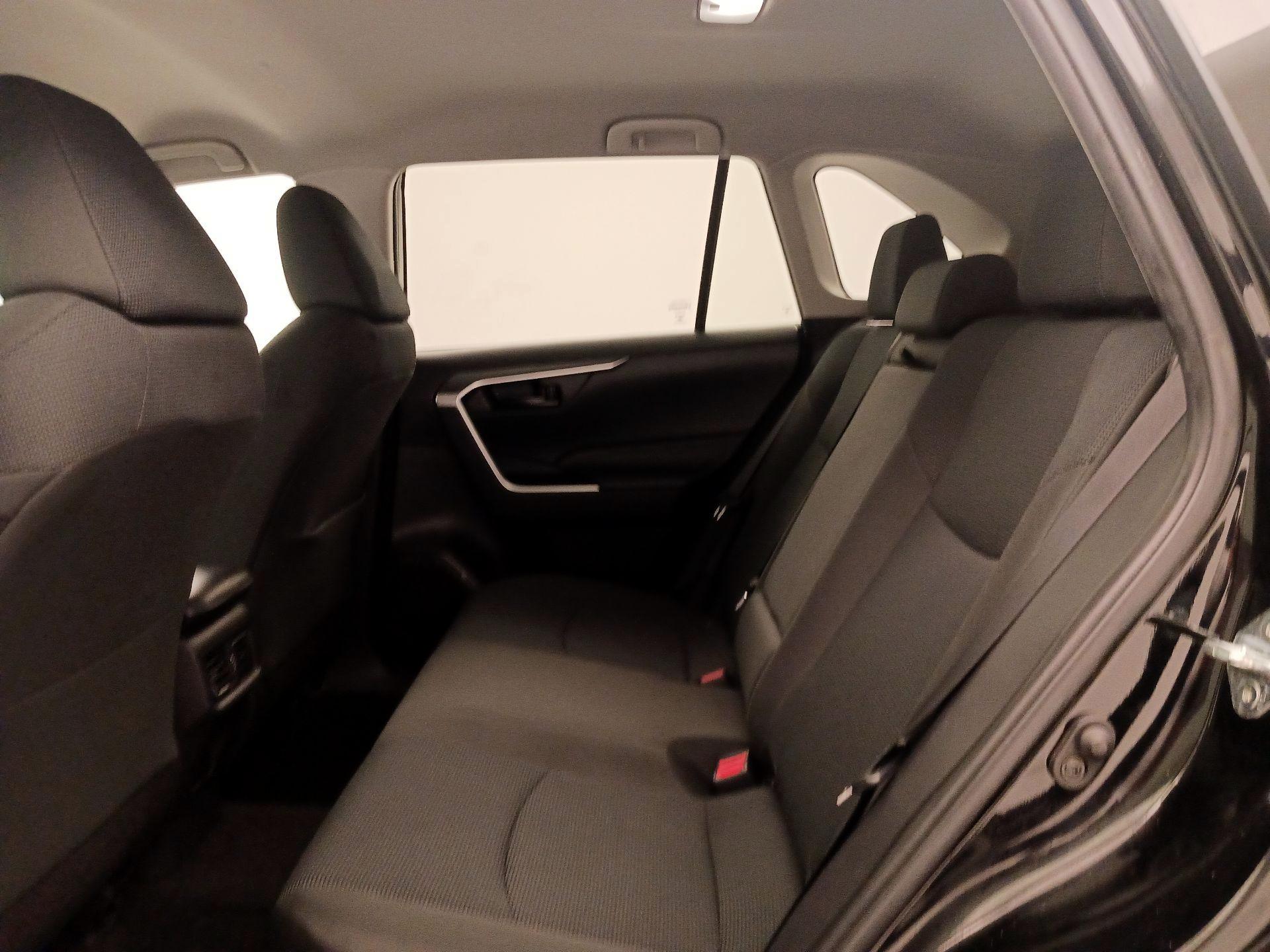 Thumbnail: 2023 Toyota RAV4 - 19