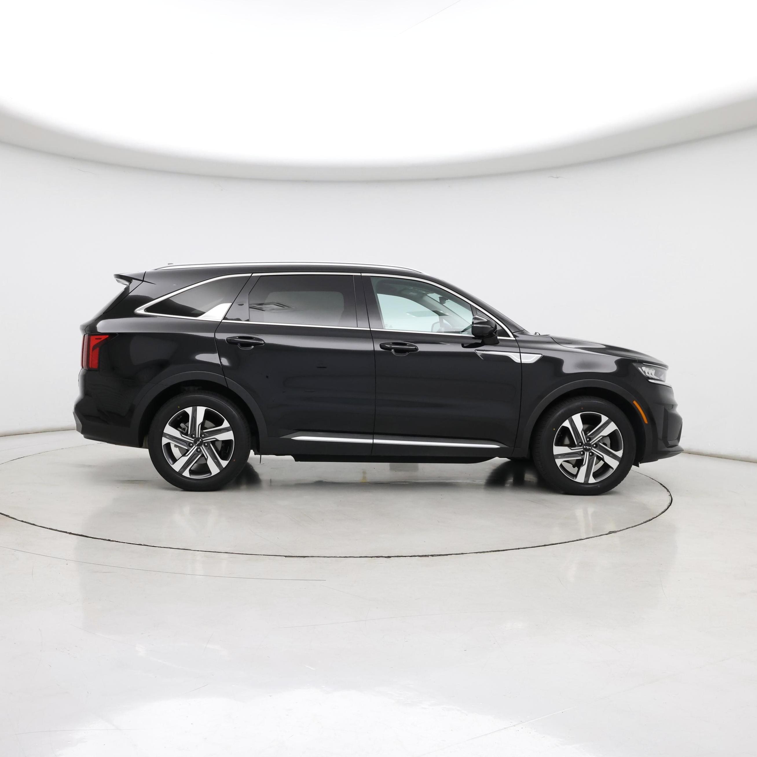 Thumbnail: 2023 Kia Sorento - 7