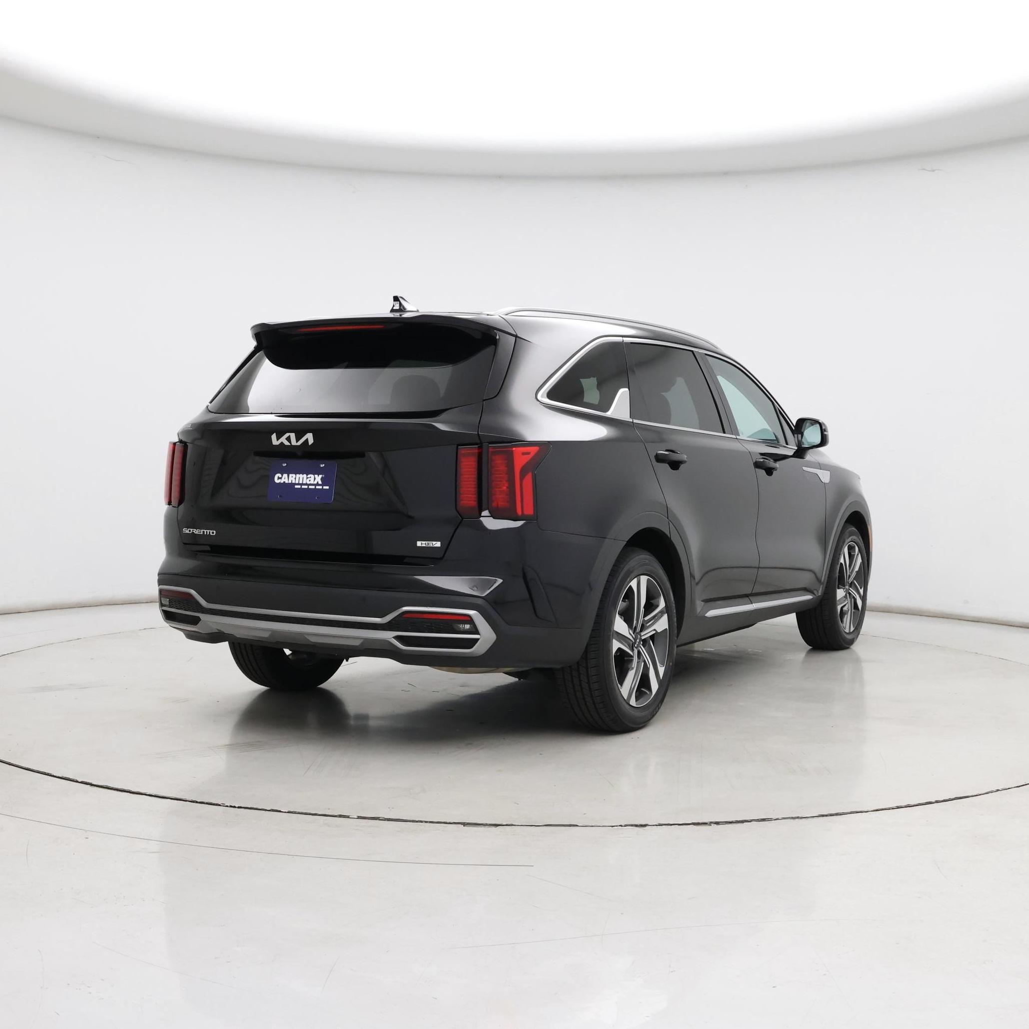 Thumbnail: 2023 Kia Sorento - 8