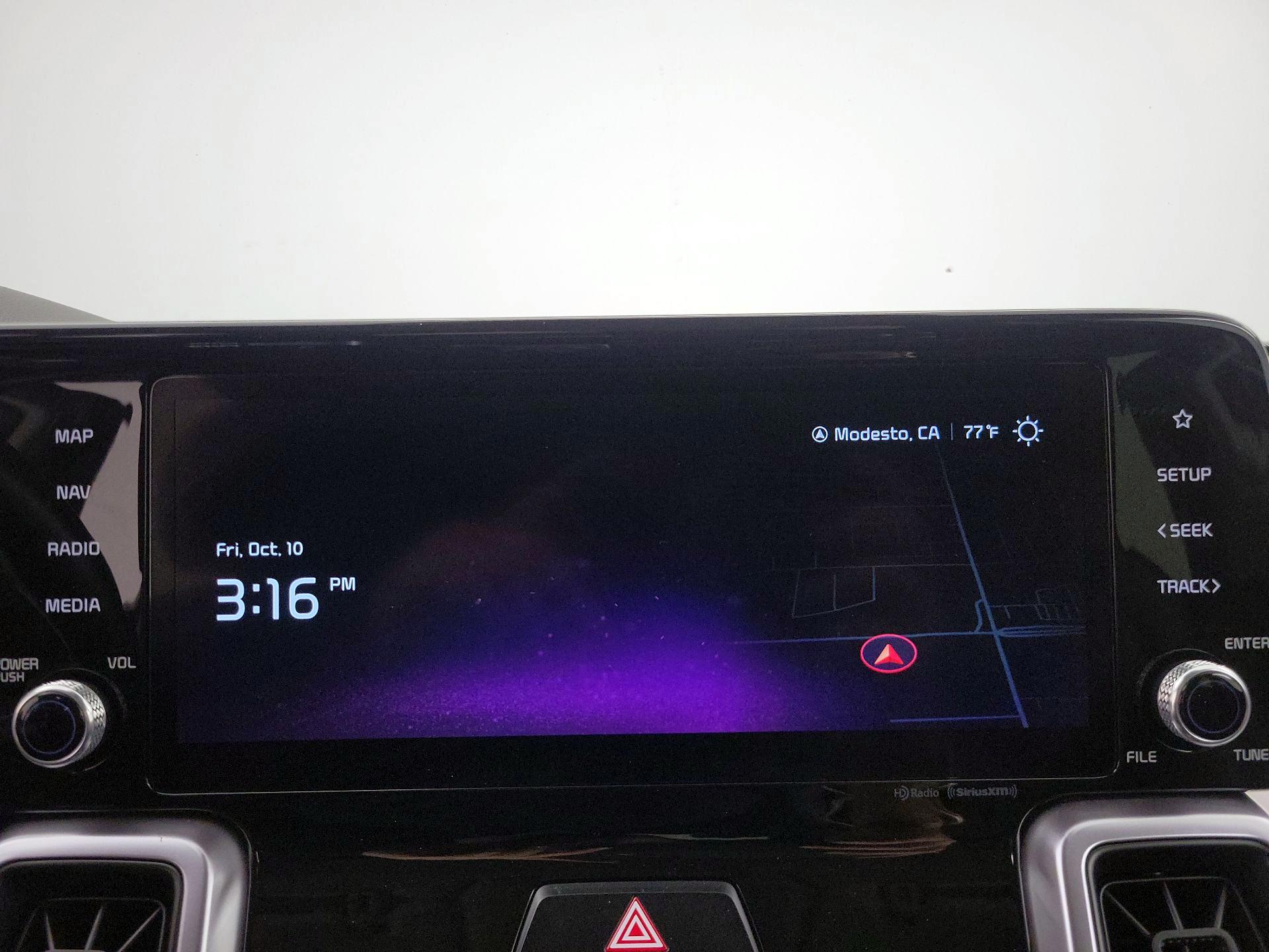 Thumbnail: 2023 Kia Sorento - 16