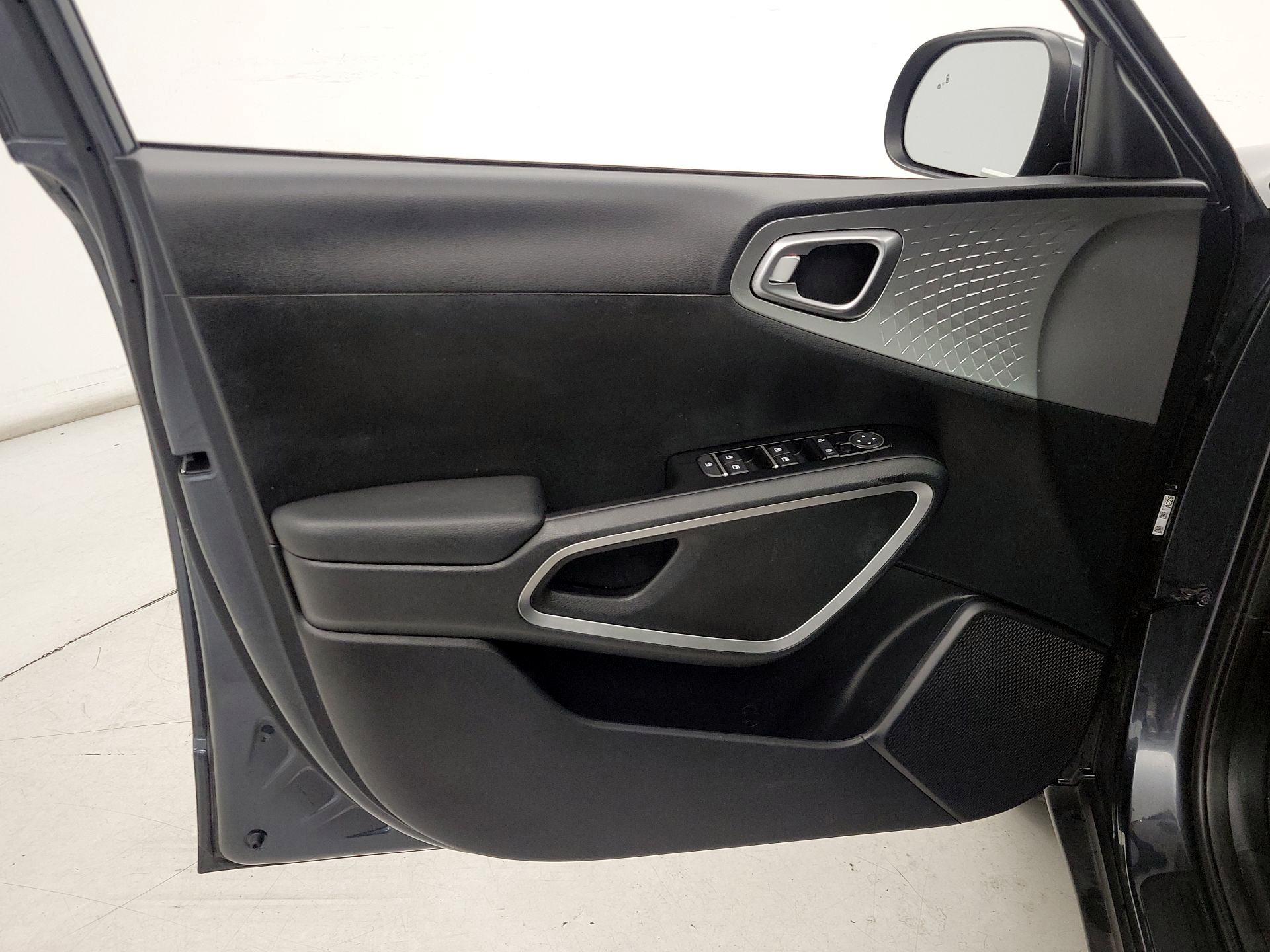 Thumbnail: 2023 Kia Soul - 12