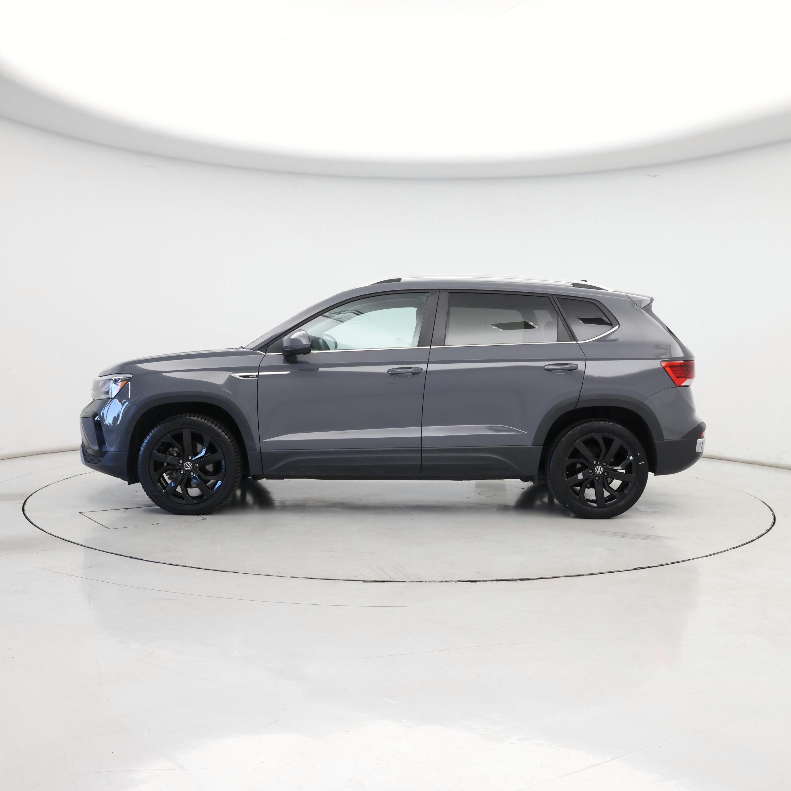 Thumbnail: 2023 Volkswagen Taos - 3