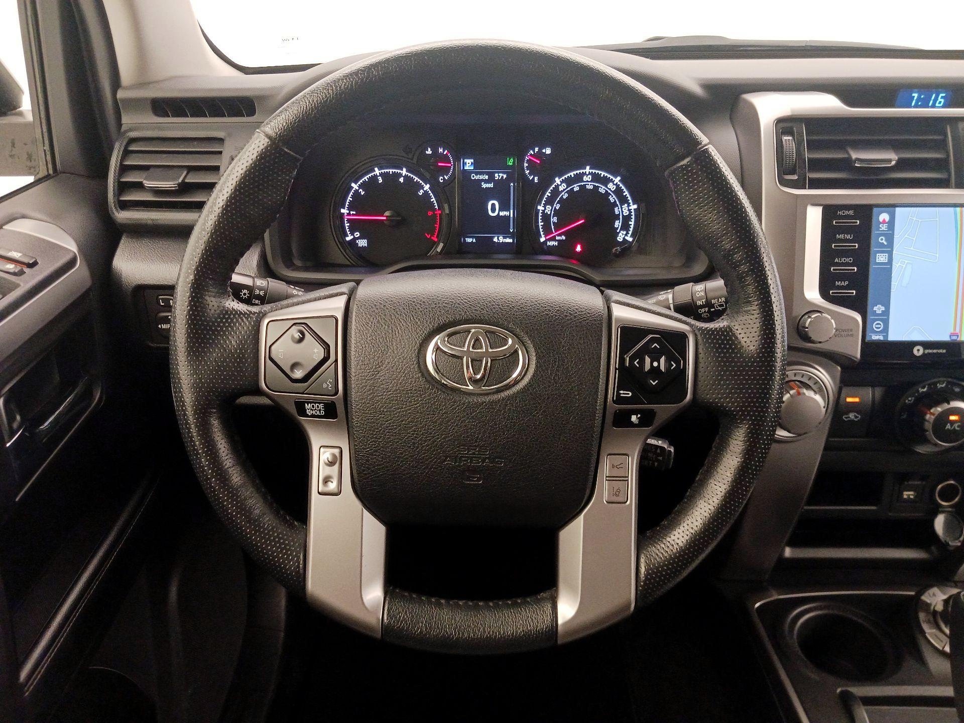 Thumbnail: 2024 Toyota 4Runner - 10