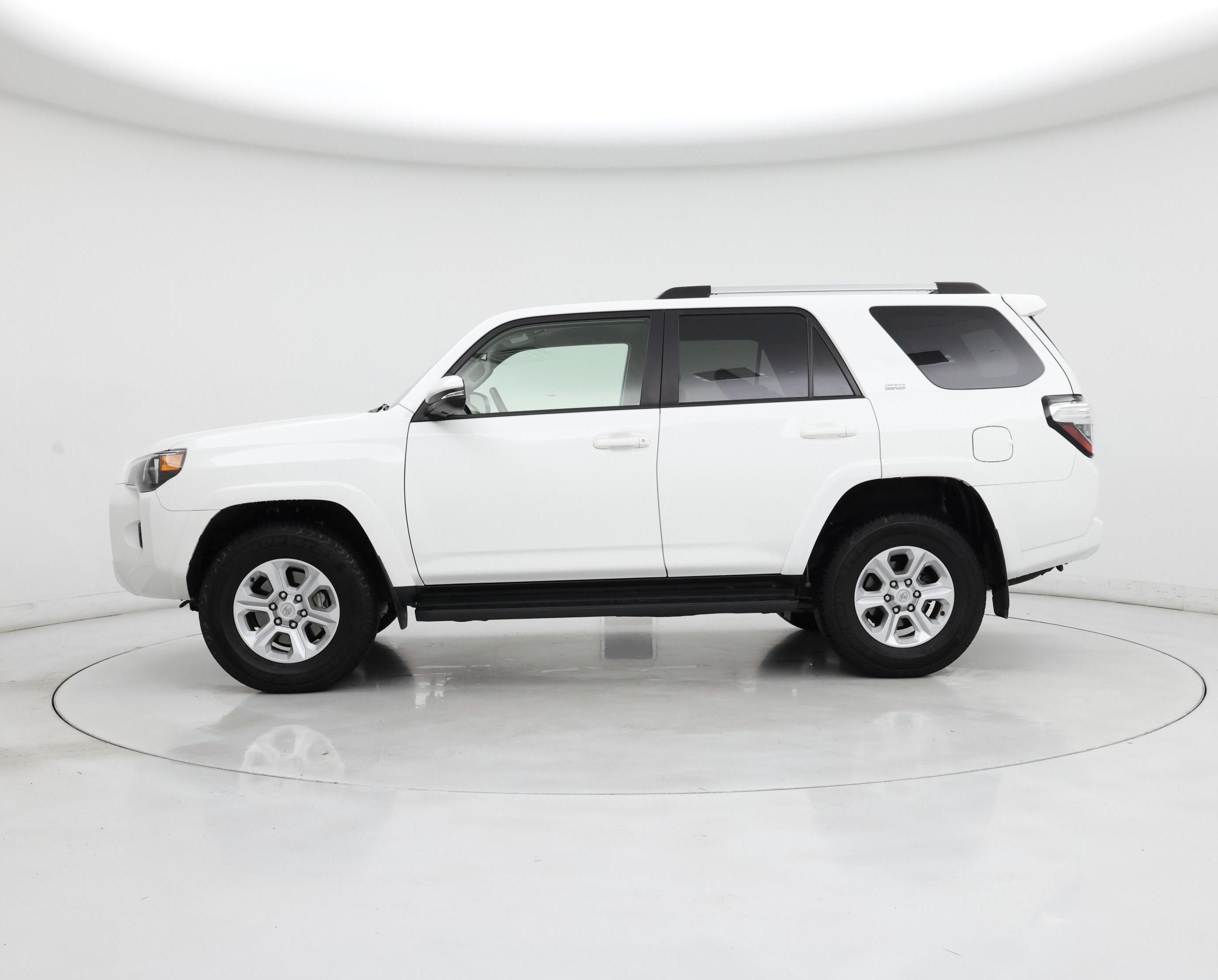 Thumbnail: 2024 Toyota 4Runner - 3