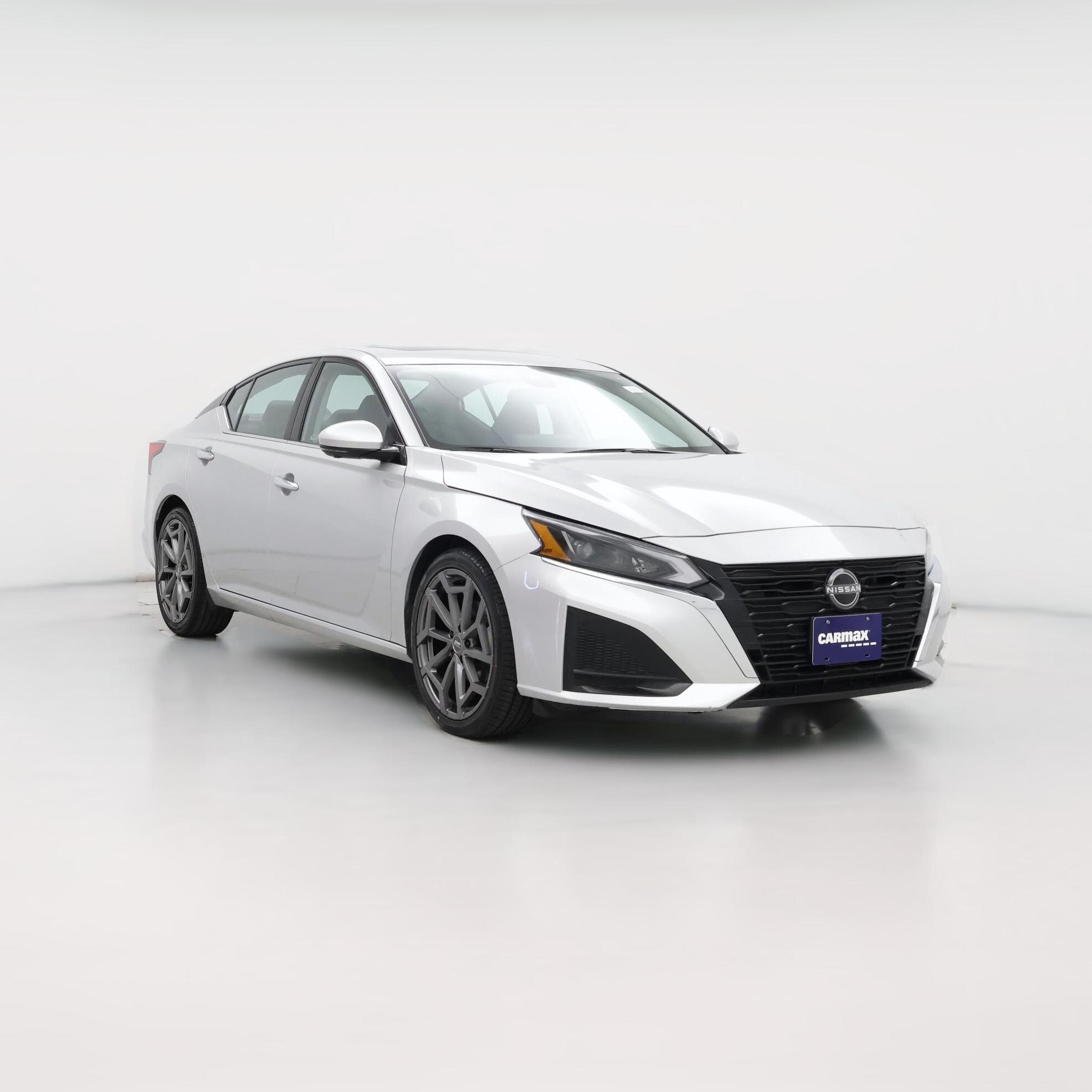 Thumbnail: 2023 Nissan Altima - 1