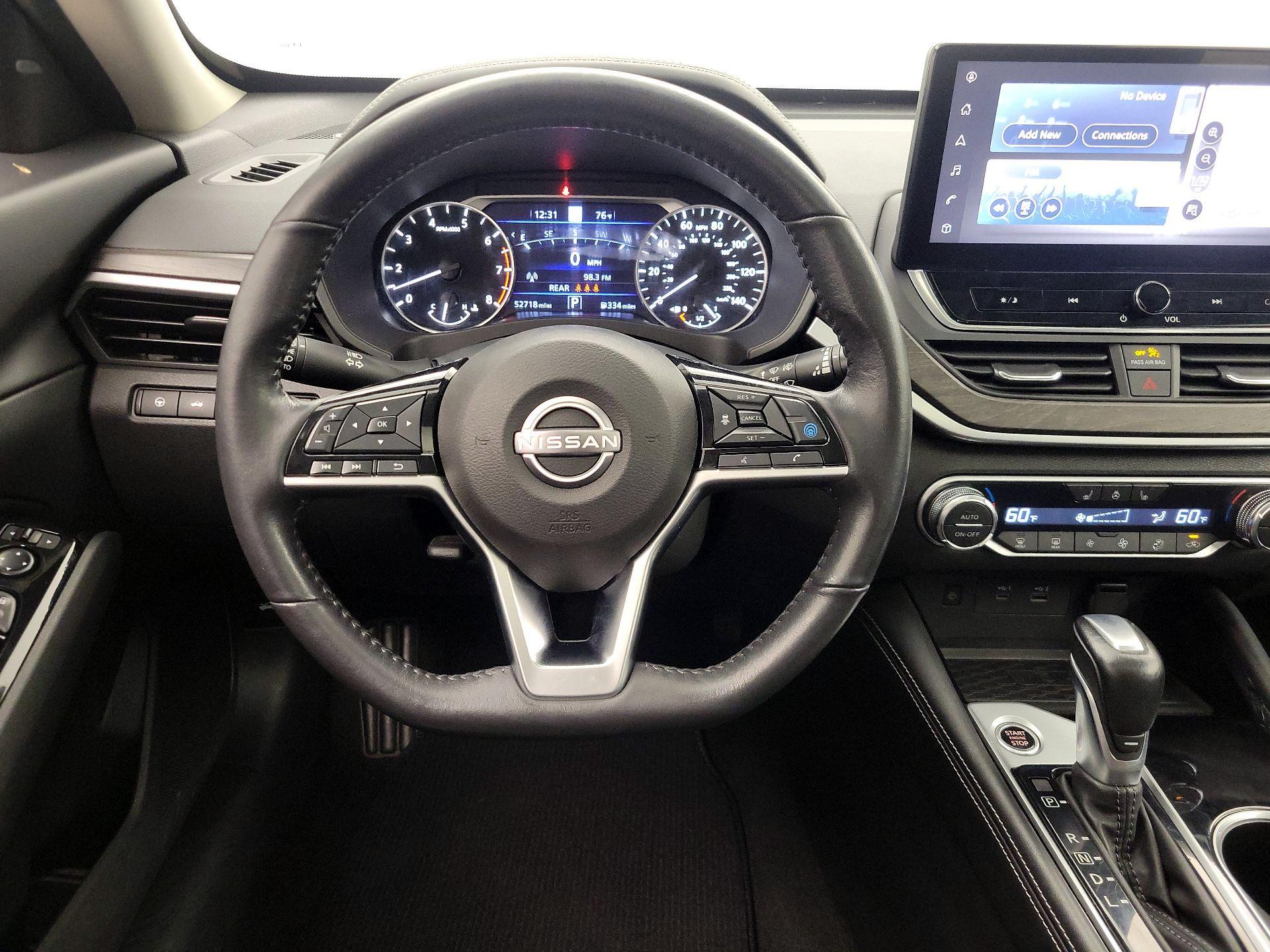 Thumbnail: 2023 Nissan Altima - 10