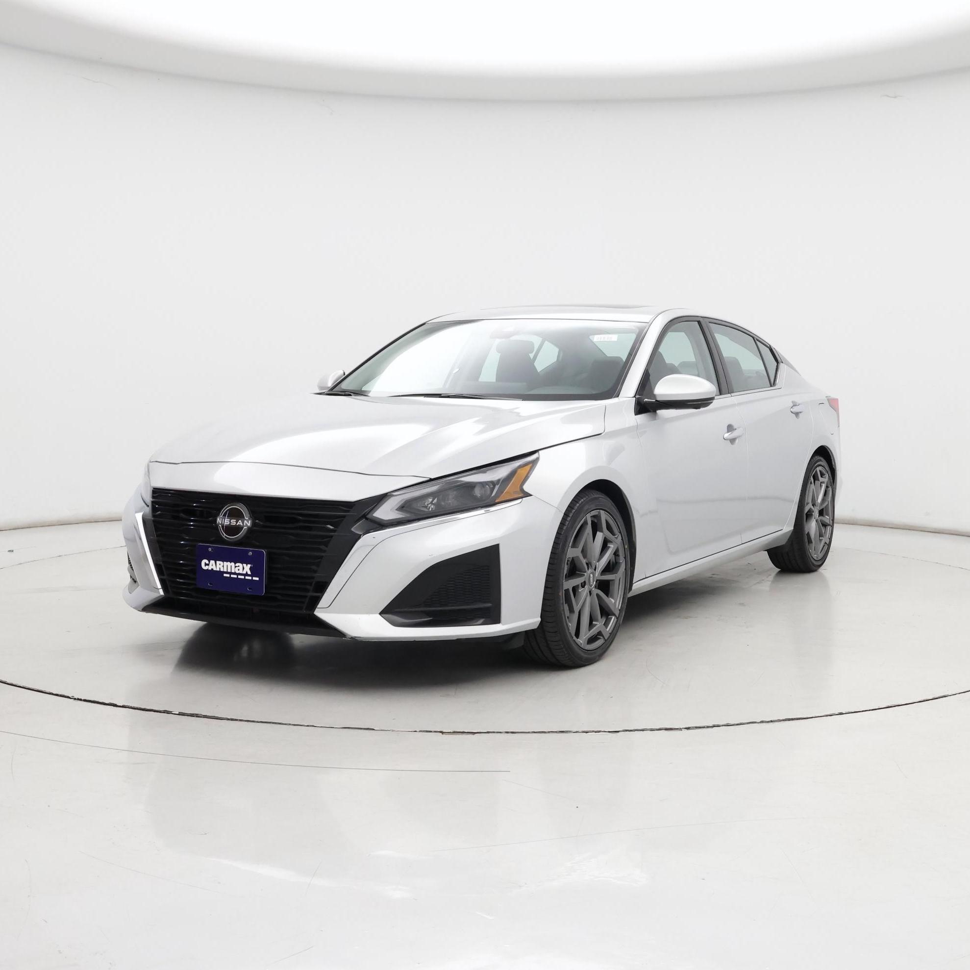 Thumbnail: 2023 Nissan Altima - 4