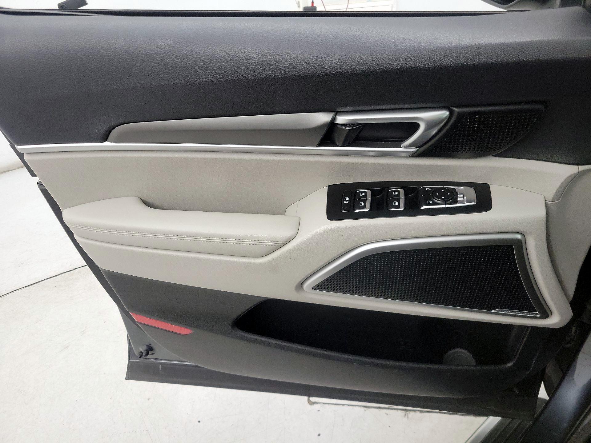 Thumbnail: 2022 Kia Telluride - 12