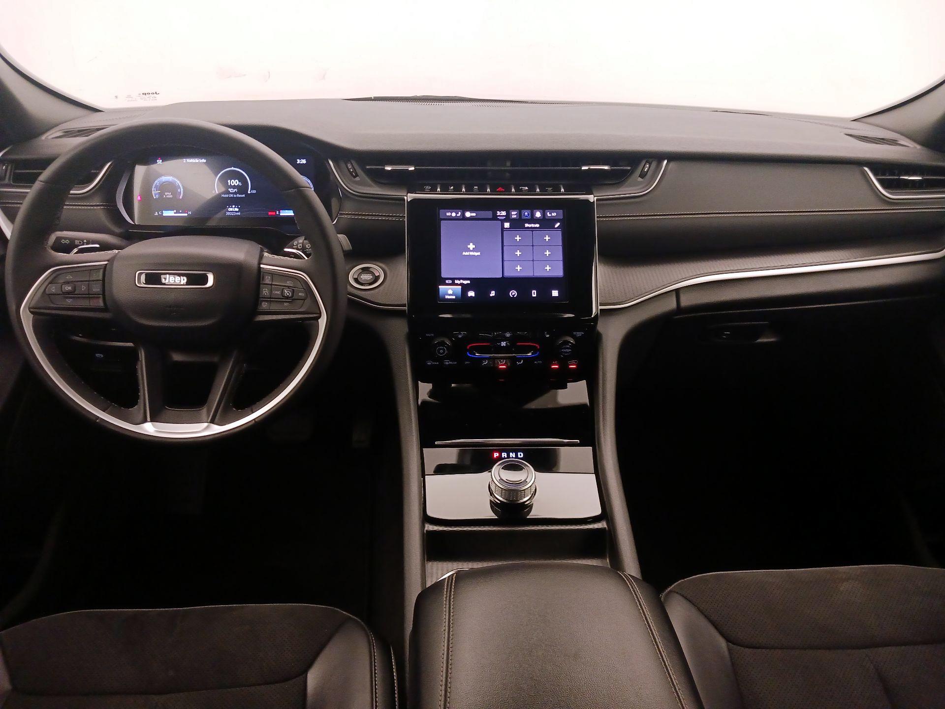 Thumbnail: 2023 Jeep Grand Cherokee - 9