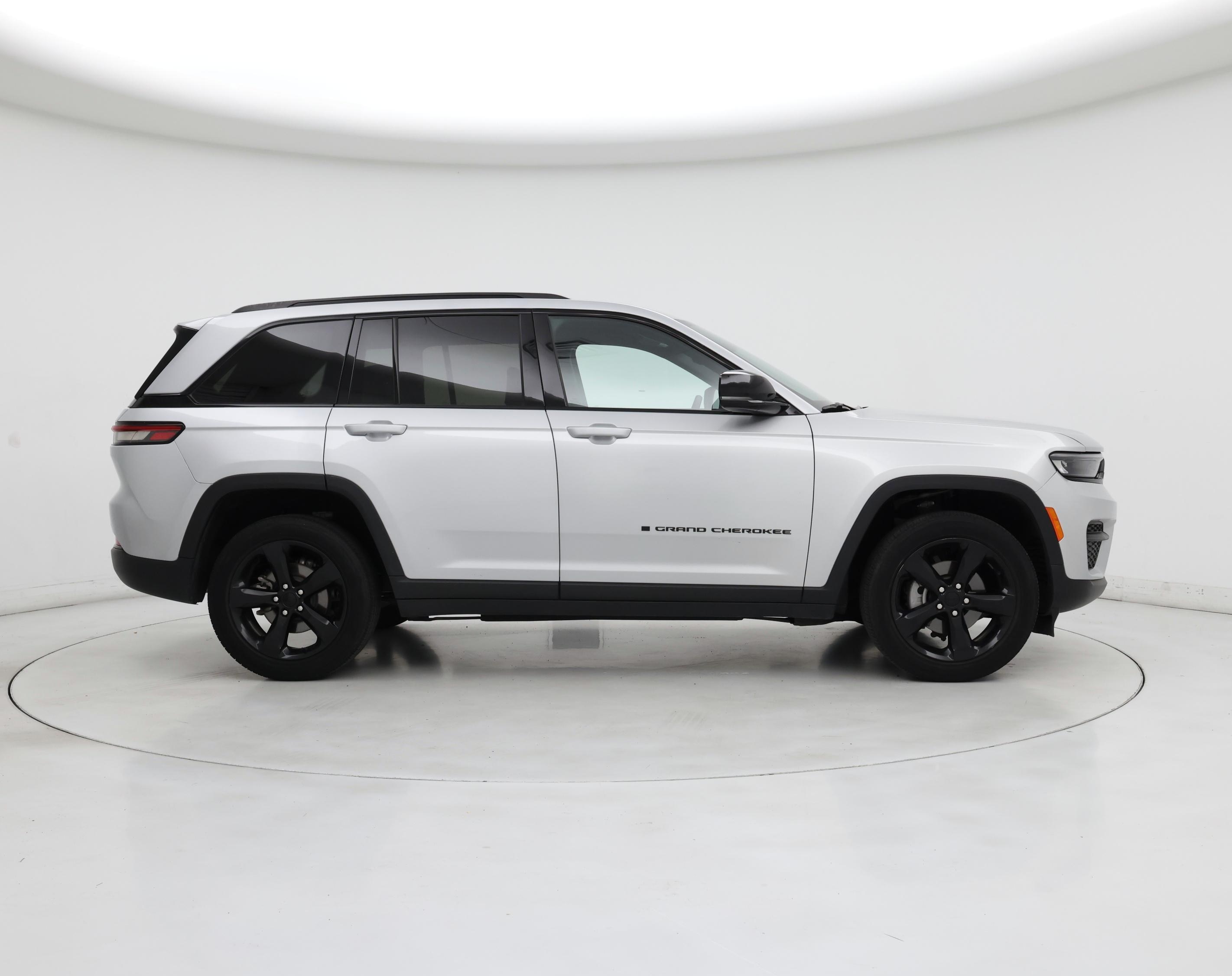 Thumbnail: 2023 Jeep Grand Cherokee - 7