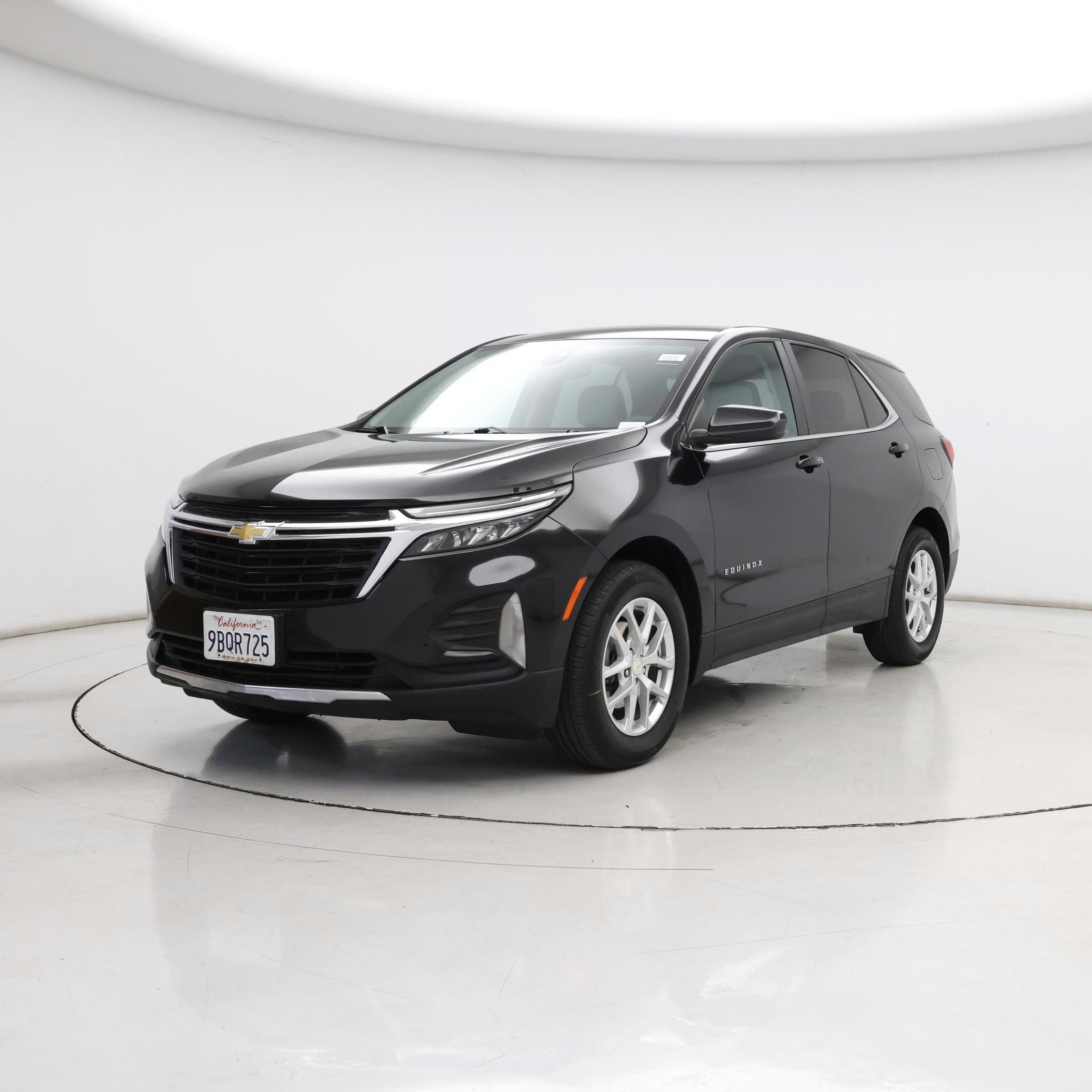 Thumbnail: 2022 Chevrolet Equinox - 4