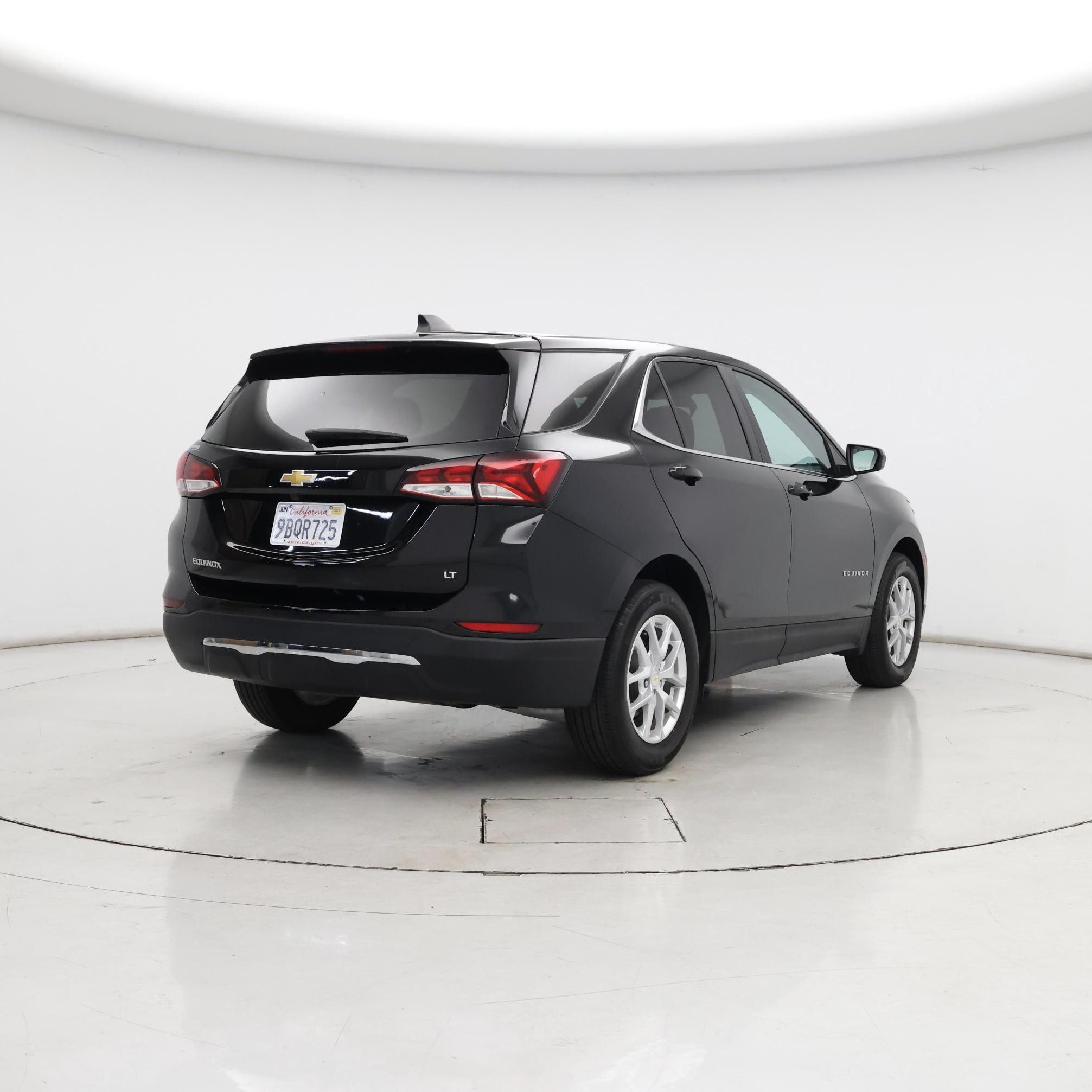 Thumbnail: 2022 Chevrolet Equinox - 8