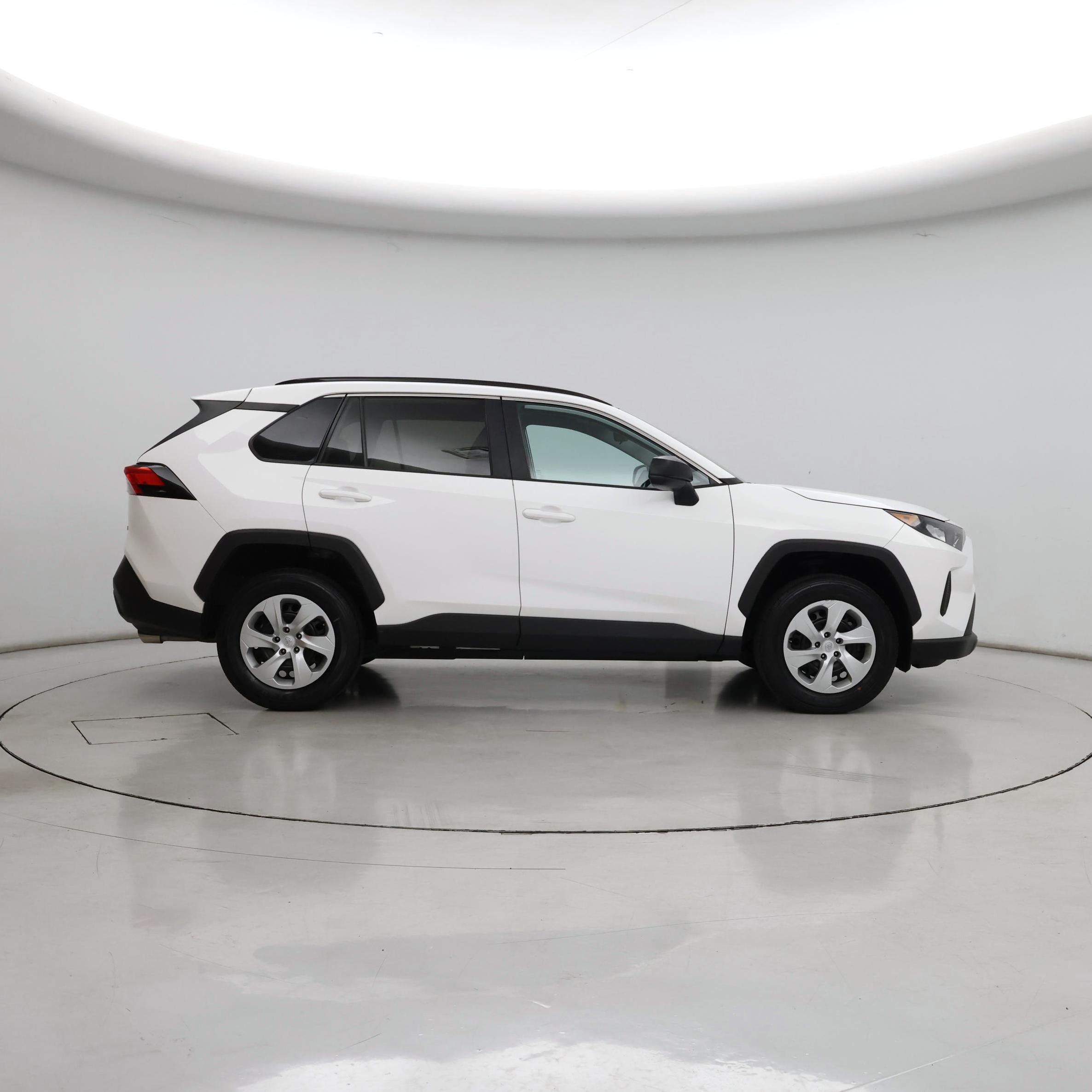 Thumbnail: 2021 Toyota RAV4 - 7
